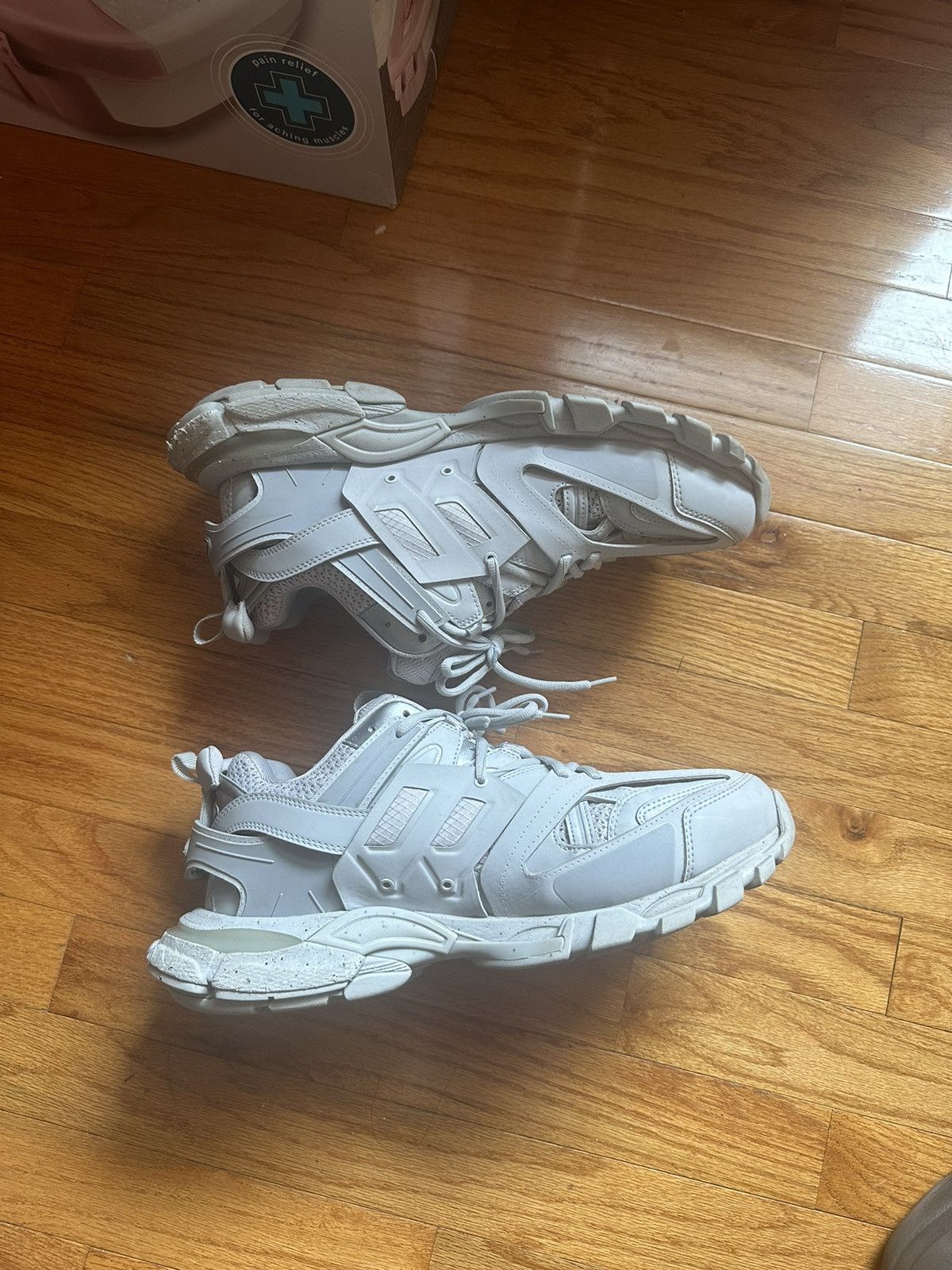 Balenciaga Balenciaga Medium Gray Sneaker Size US 12 / EU 45 - 1 Thumbnail