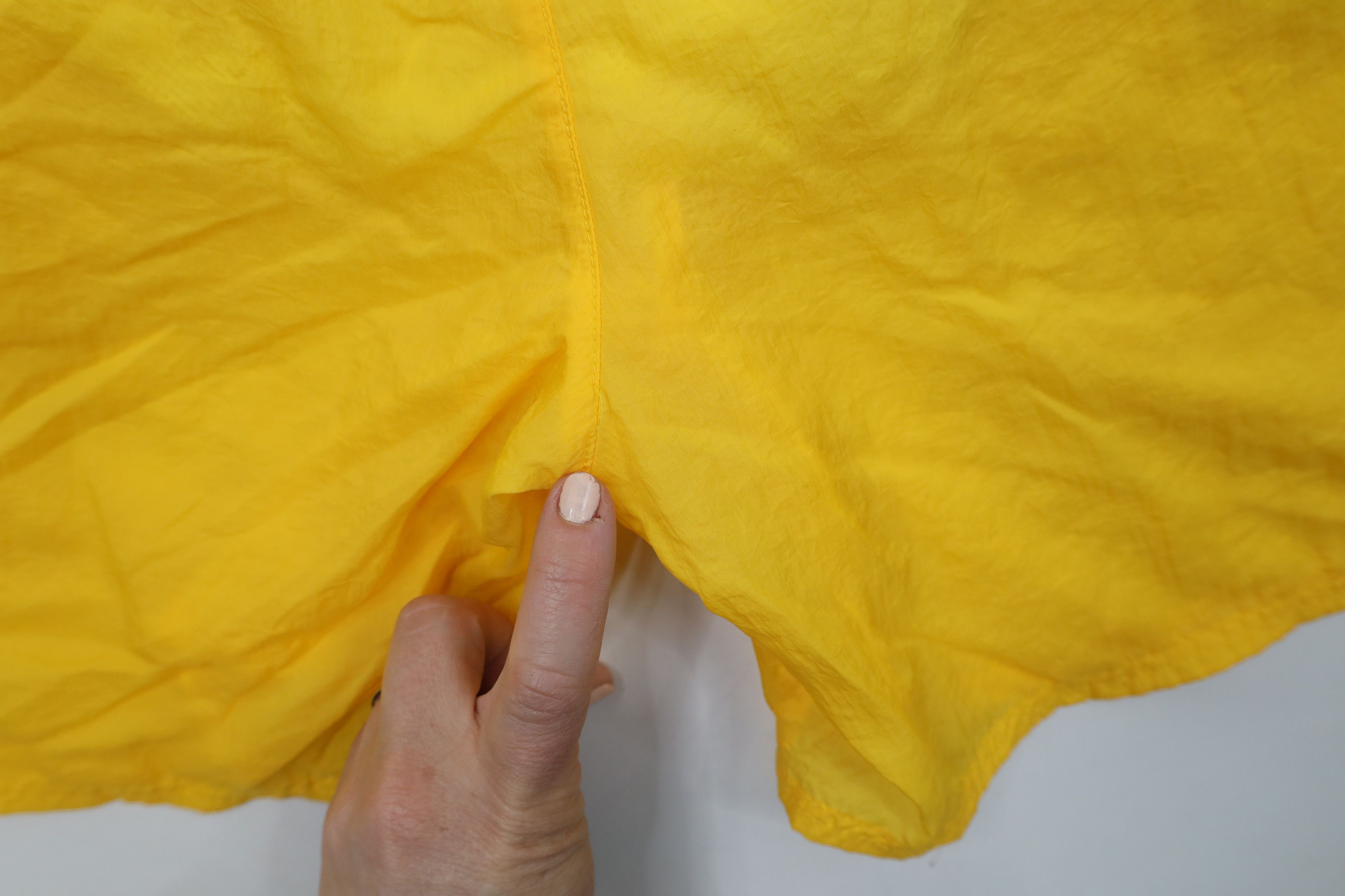 Reebok × Vintage Vintage 90s Reebok Lined Above Knee Shorts Yellow Nylon Size US 36 / EU 52 - 13 Thumbnail