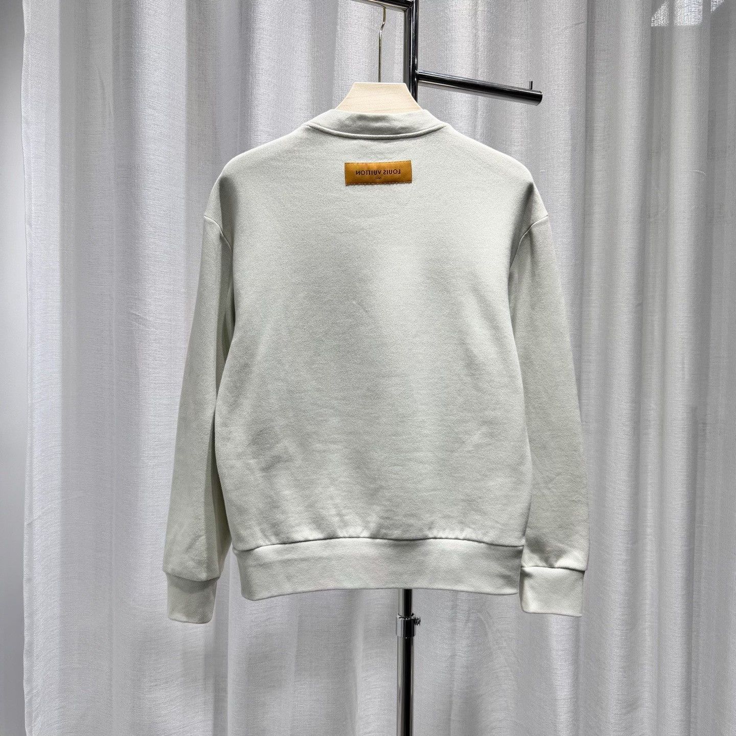 Louis Vuitton Louis Vuitton Flocked Logo Sweatshirt XS Size US XS / EU 42 / 0 - 2 Thumbnail