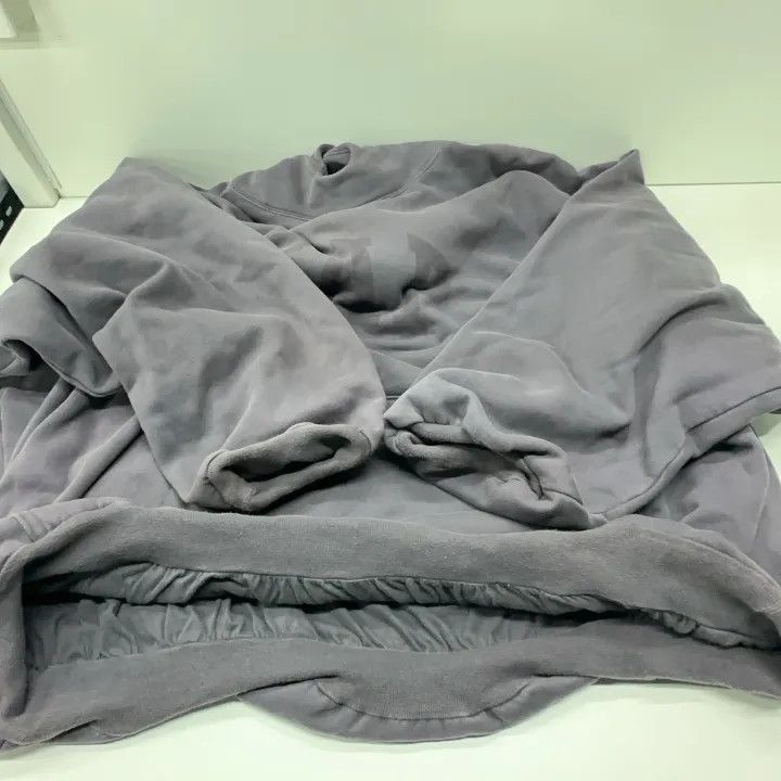 Balenciaga Balenciaga Yeezy Dove Hoodie with Logo Print -2507 Size US XL / EU 56 / 4 - 8 Thumbnail