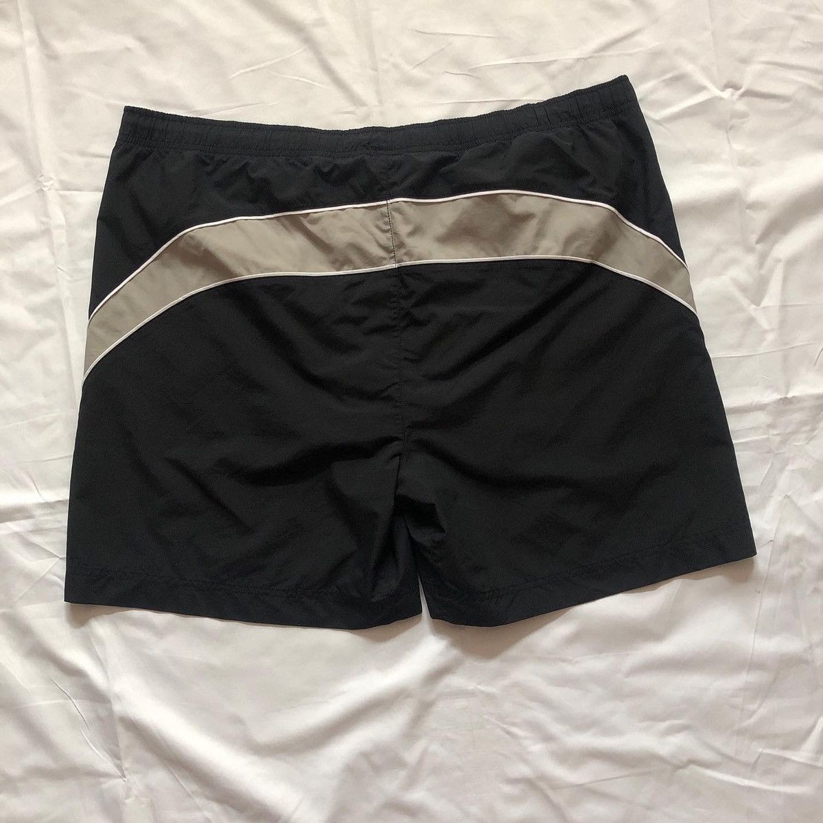 Nike Vintage Nike Swoosh track light Shorts Drill Y2K Size US 34 / EU 50 - 3 Thumbnail