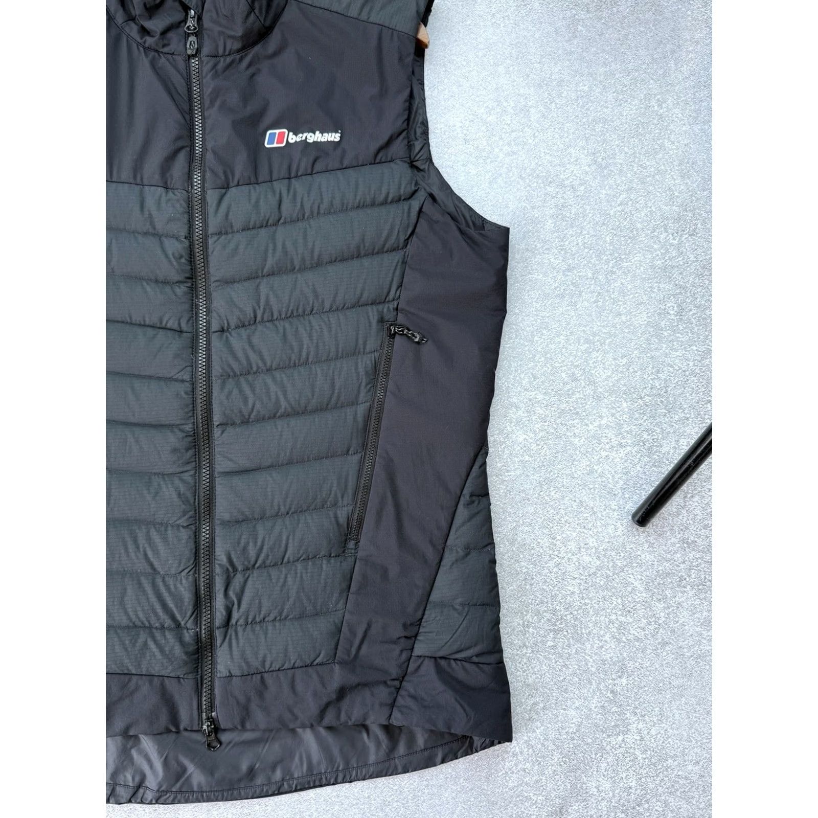 Berghaus Berghaus Down Vest Men’s Gilet Hydrodown Black Pertex Outdoor Style Size M Vest Mens Berghaus Gilet Outdoor Black Down Vest Hydrodown Size US M / EU 48-50 / 2 - 4 Thumbnail