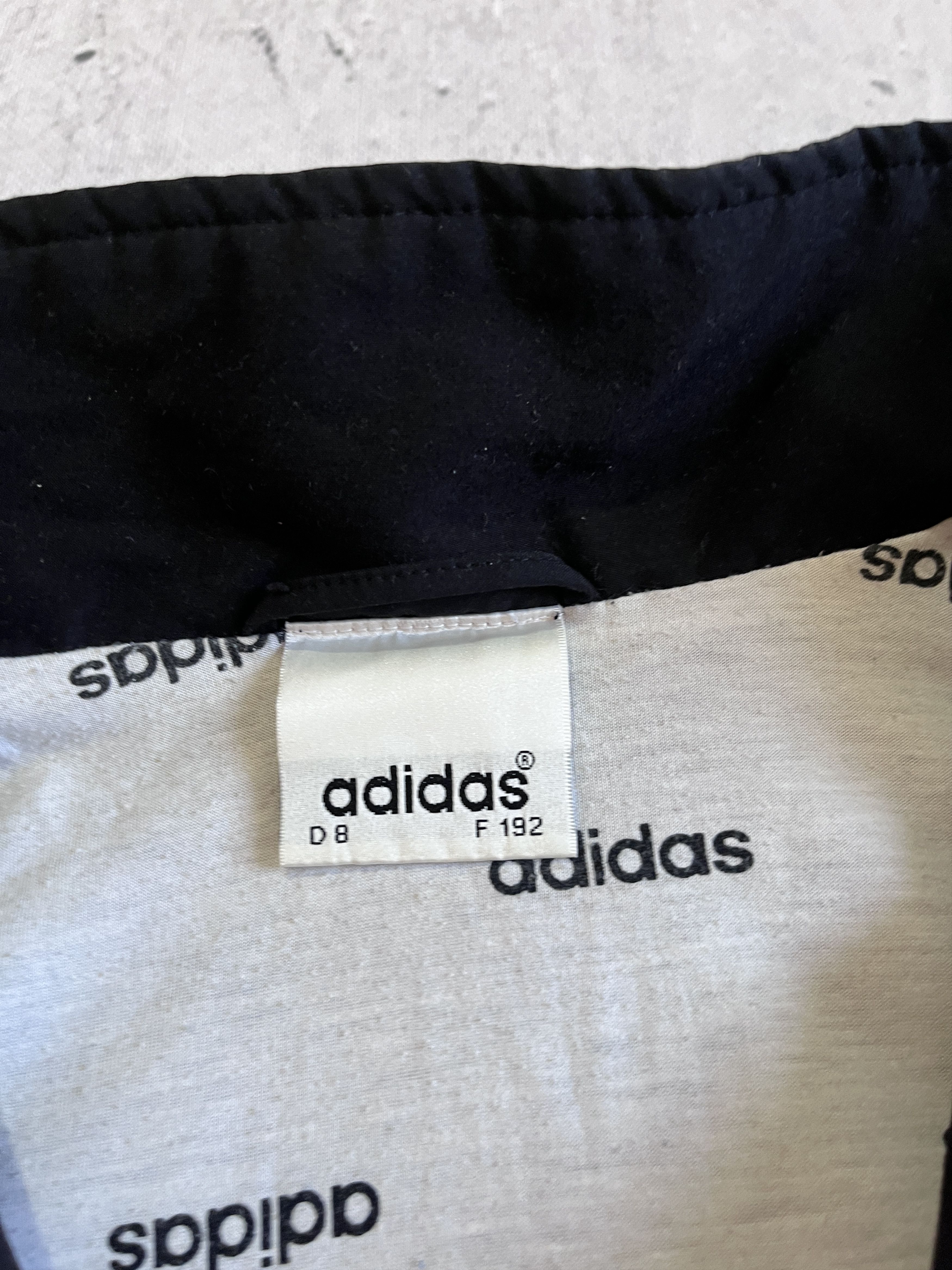 Adidas ADIDAS NEWCASTLE UNITED VINTAGE 90S TRACK JACKET Size US L / EU 52-54 / 3 - 7 Thumbnail