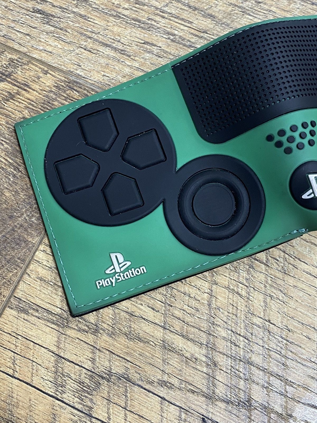 Vintage PlayStation PS4 Controller Wallet Gamer Gift Size ONE SIZE - 4 Thumbnail