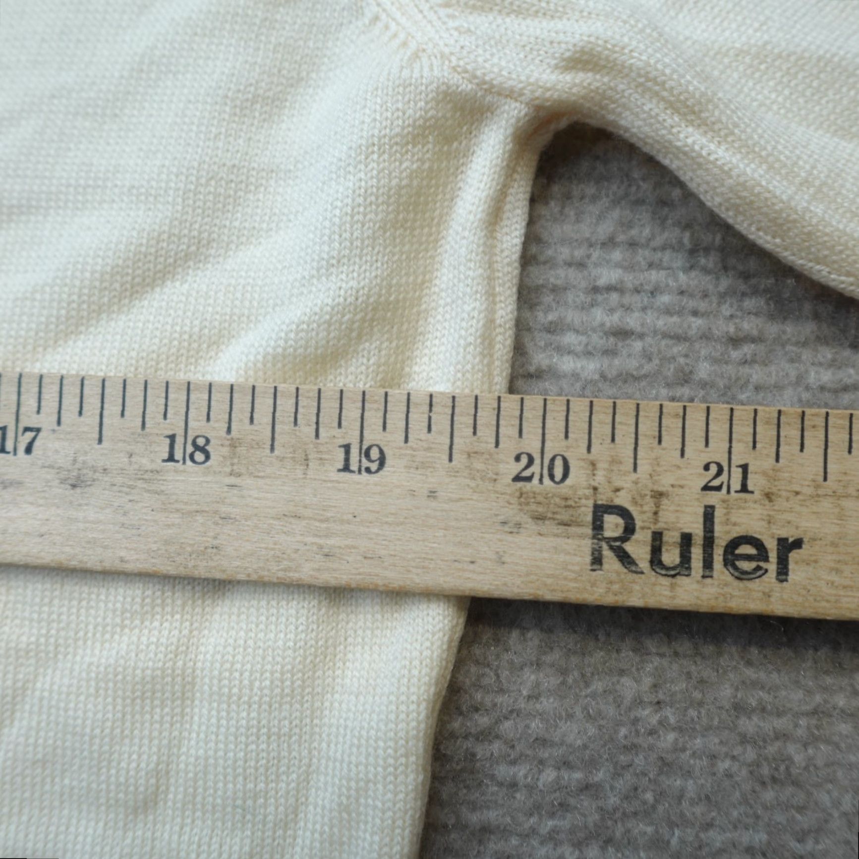 Henri Bendel Henri Bendel Womens Sweater Large Beige Extrafine Merino Made in Italy Pullover Crew Neck Long Sleeve Size XL / US 12-14 / IT 48-50 - 7 Thumbnail
