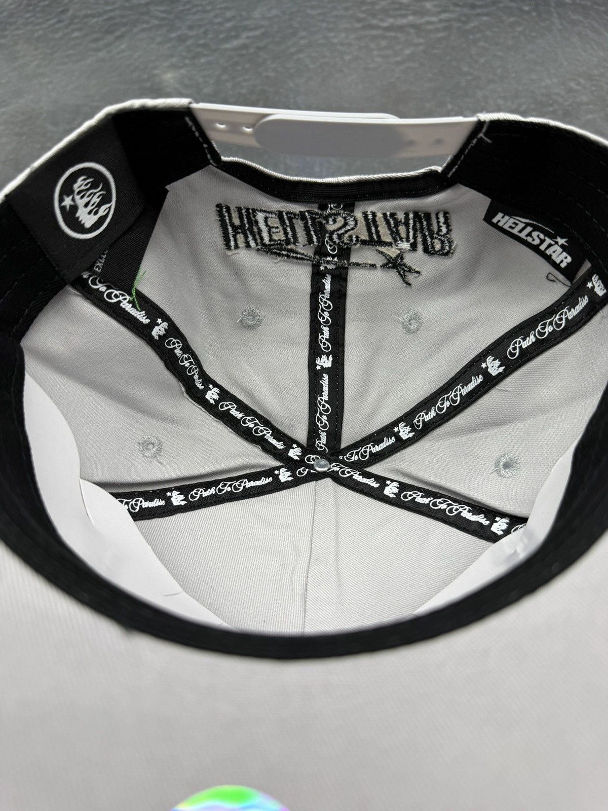 HELLSTAR Hellstar NY Rhinestone Snapback Size ONE SIZE - 4 Thumbnail