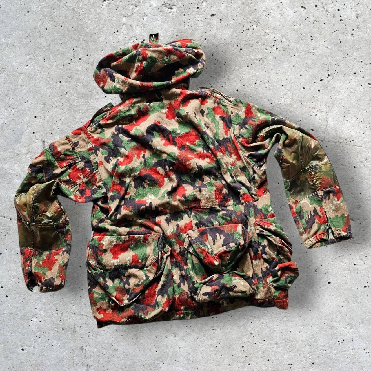 Other Alpenflage Swiss Military combat archive camo M70 jacket Size US L / EU 52-54 / 3 - 4 Thumbnail