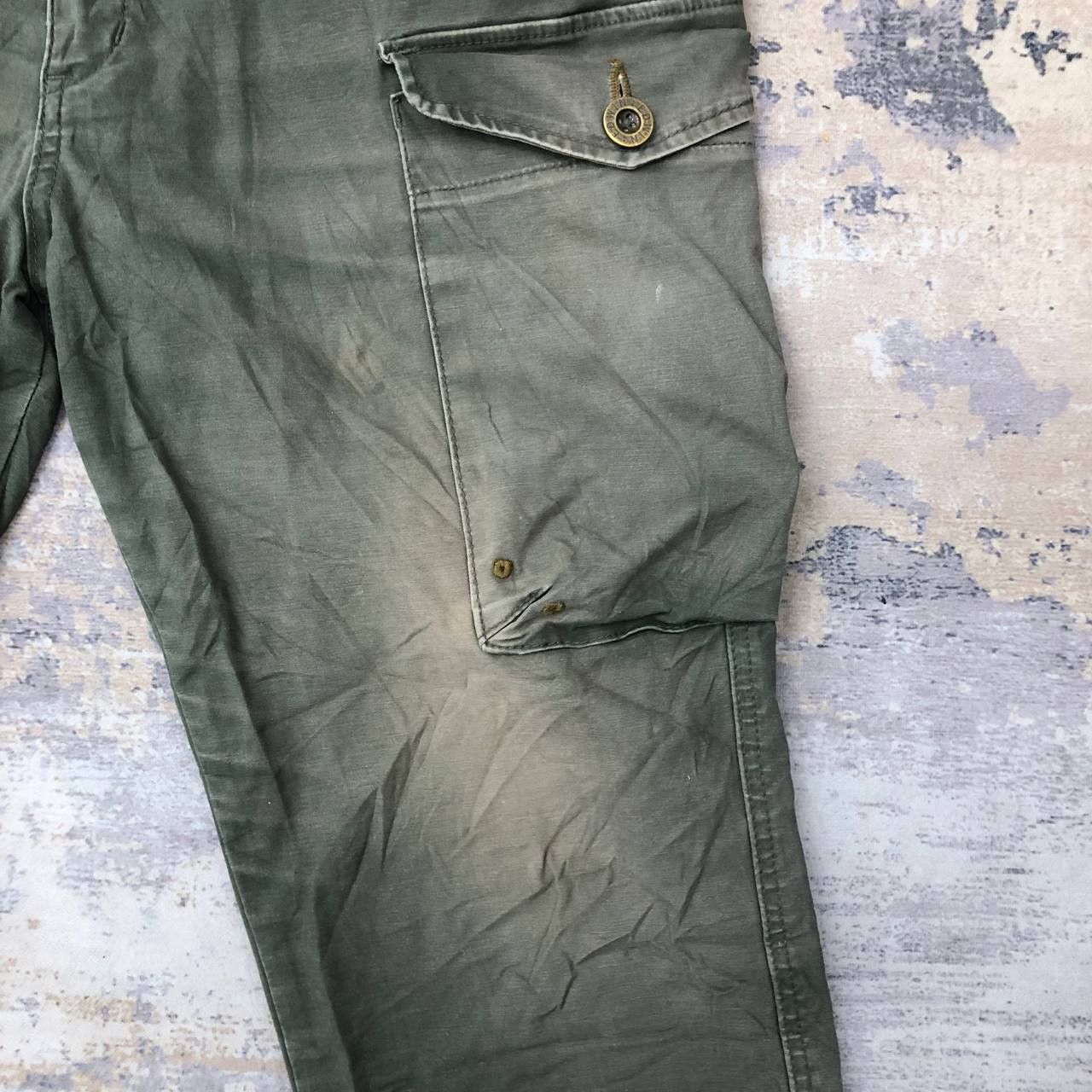 Edwin P792 EDWIN RUSTY DISTRESSED CARGO SKINNY PANTS Size US 35 - 6 Thumbnail