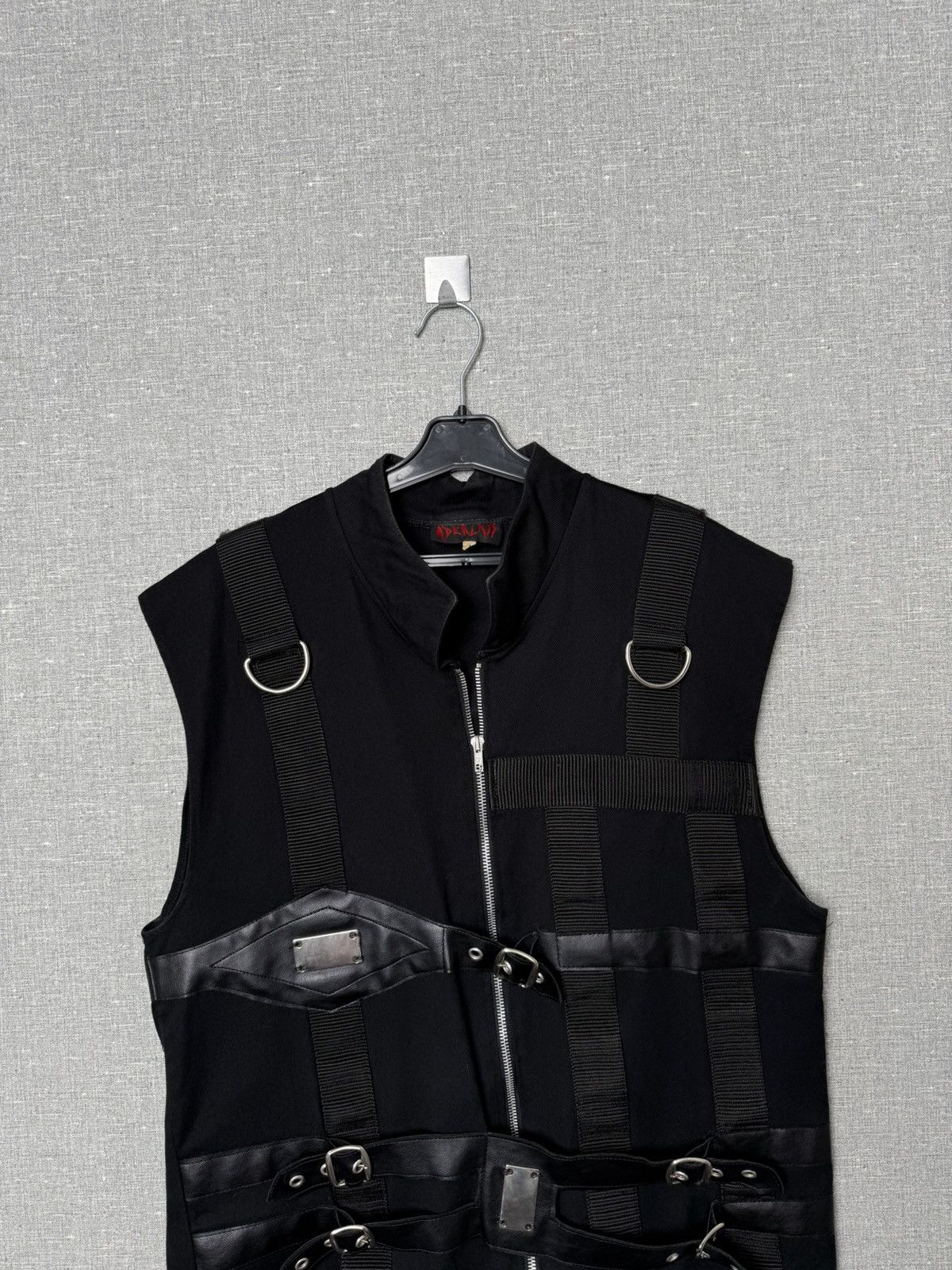 20471120 Aderlass Gothic Cyberpunk Vest With Straps & Metal Buckles Size US L / EU 52-54 / 3 - 2 Thumbnail
