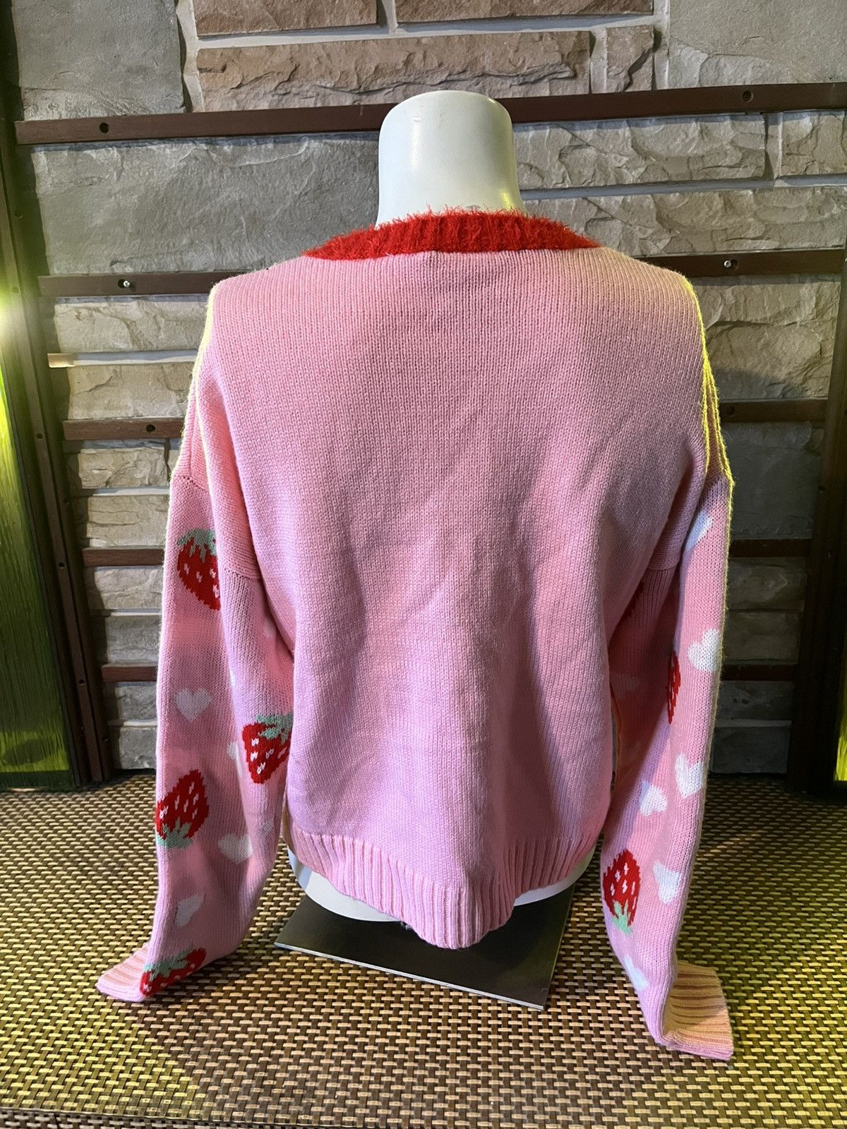Other Strawberry Shortcake Vintage Knit Sweater Embroidery Size S Size S / US 4 / IT 40 - 4 Thumbnail