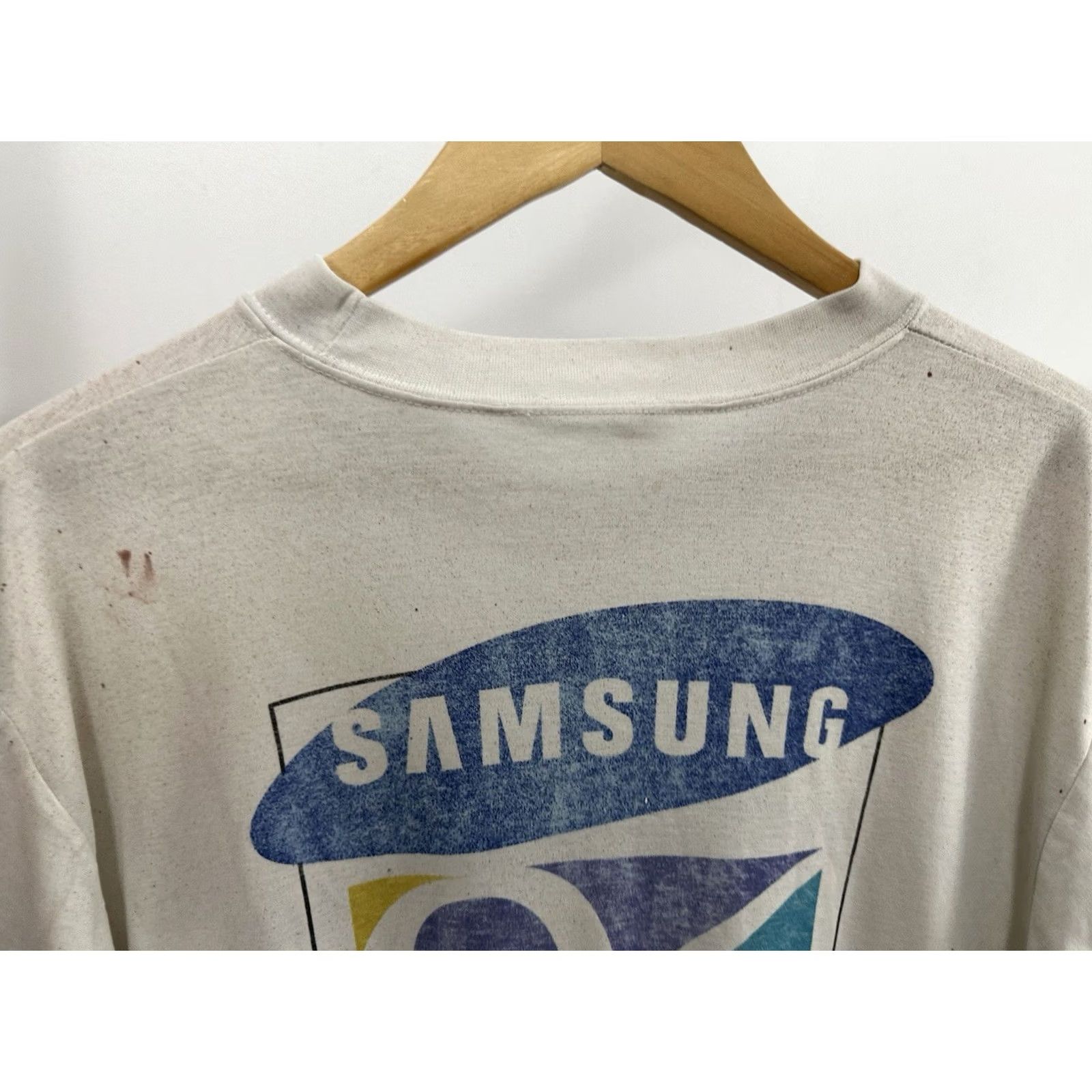 Samsung VTG 90s Samsung 1996 Expo Sillicon Valley Tech Thin Worn T-Shirt XL White Mens T-Shirt Samsung Tech Expo 90s Size US XL / EU 56 / 4 - 7 Thumbnail