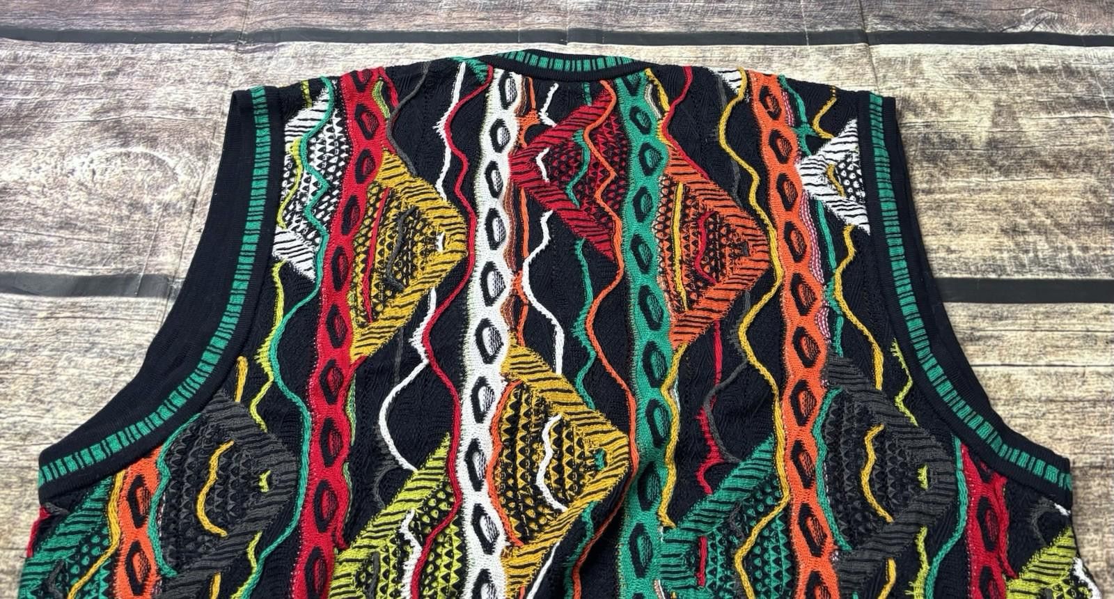 Coogi Coogi Sweater Vest Mens L 3D Knit Colorful Mercerized Cotton Size US L / EU 52-54 / 3 - 8 Thumbnail