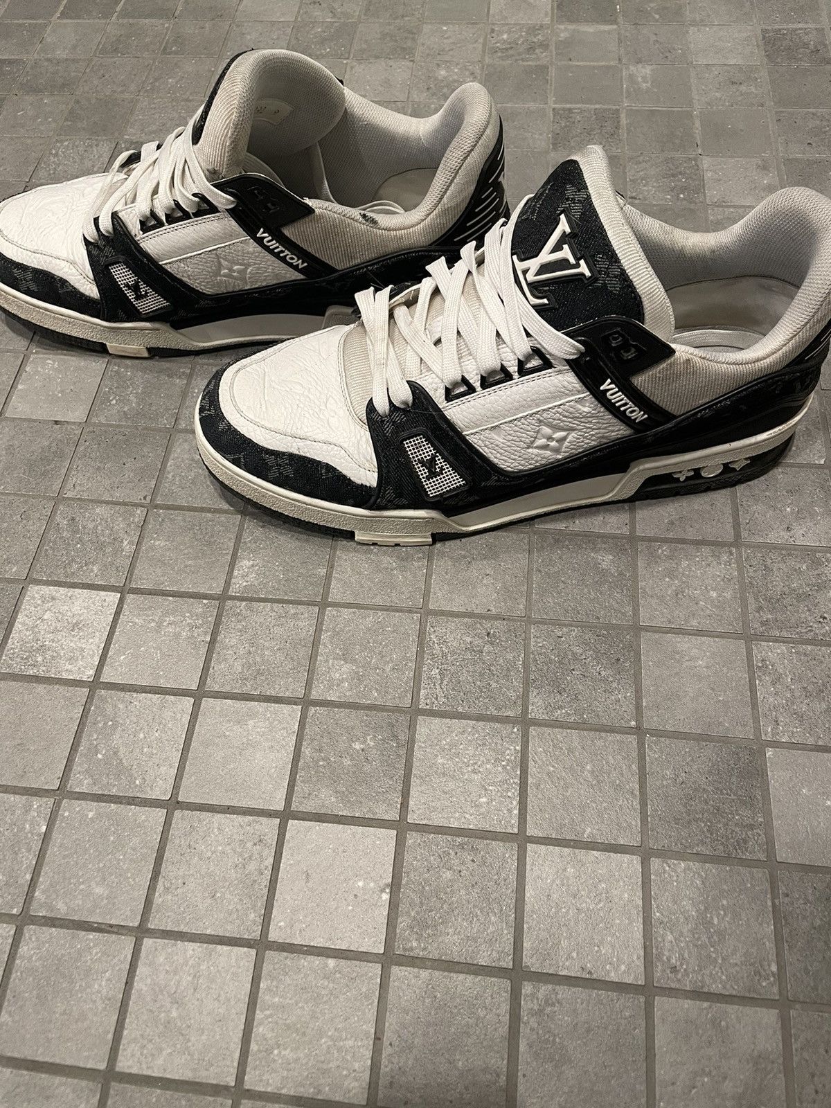 Louis Vuitton Louis Vuitton Sneakers Size US 9 / EU 42 - 2 Thumbnail