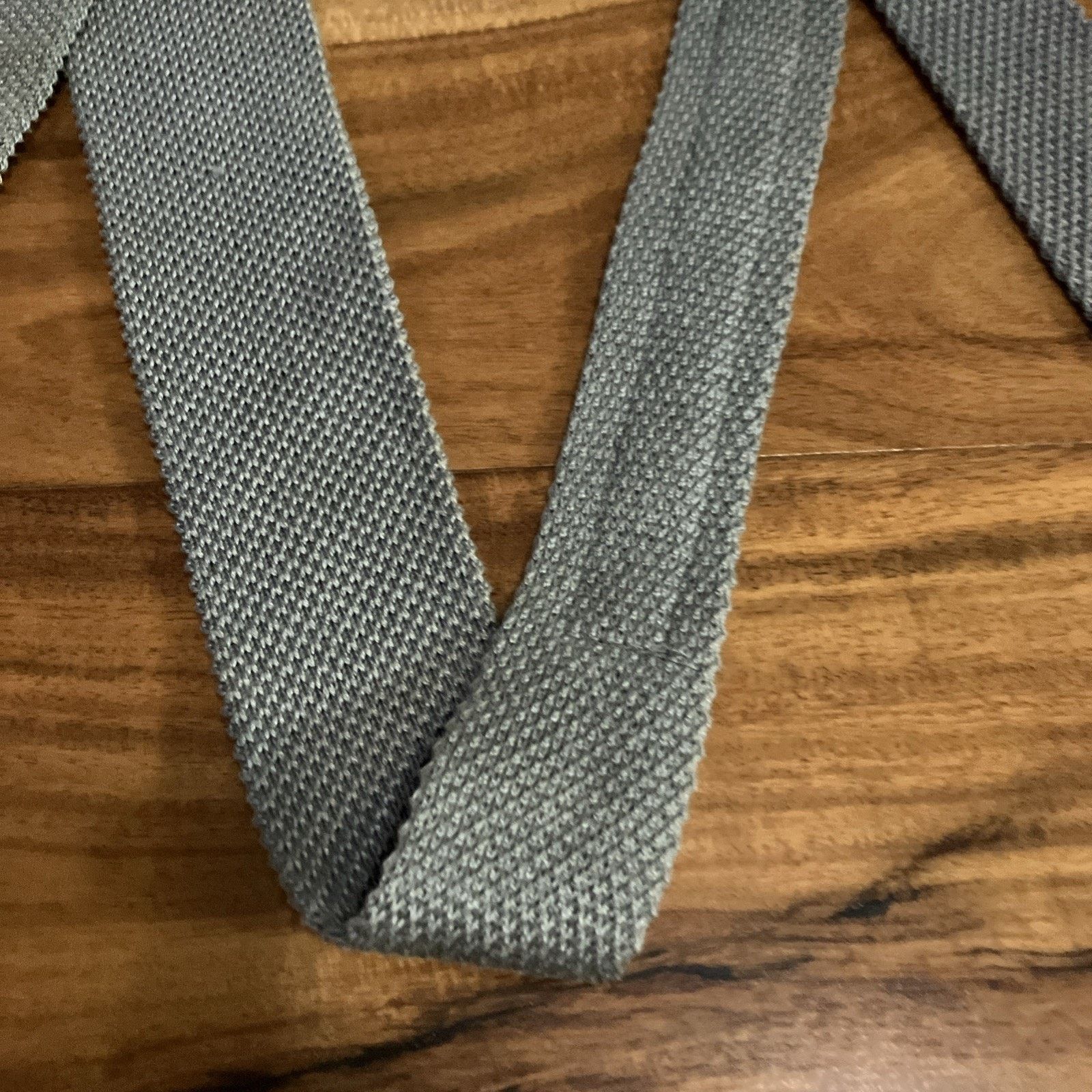 Other Vtg Knit Tie Square End Gray Chariot Emblem 1980s Academia Size ONE SIZE - 18 Thumbnail