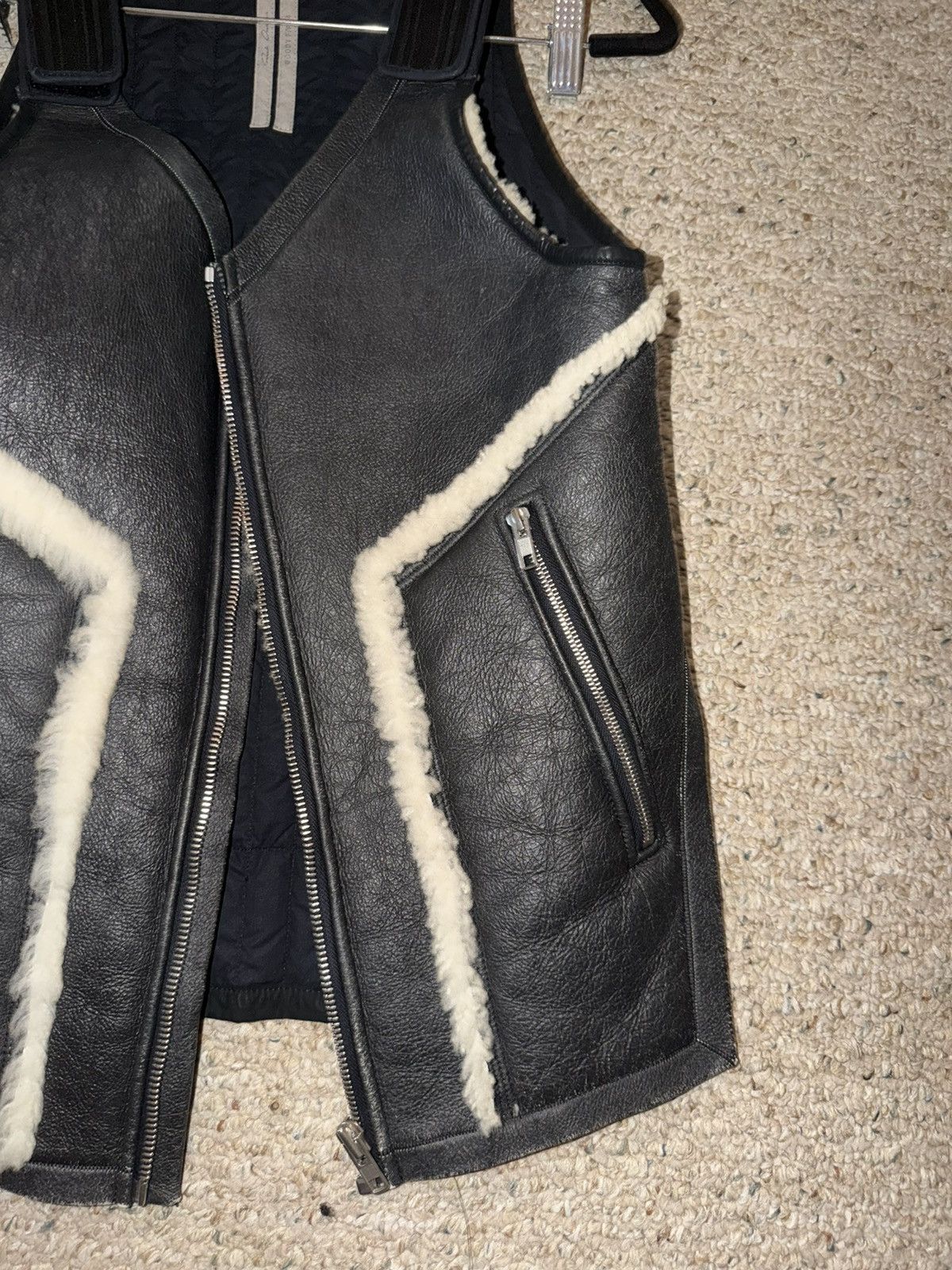 Rick Owens F/W 14 "MOODY" Runway Shearling Leather Vest Rick Owens S Size US S / EU 44-46 / 1 - 3 Thumbnail