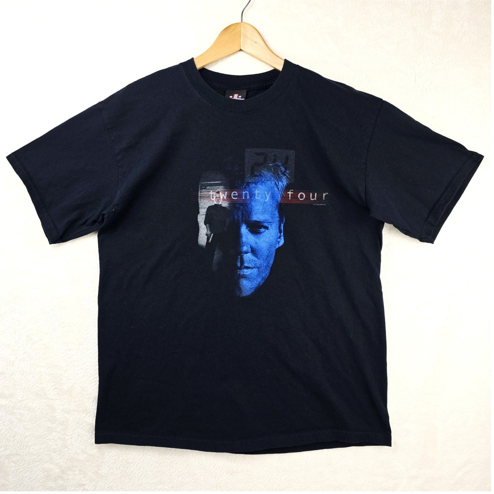 Gildan Vintage Twenty Four Shirt Mens Large Black 2005 Fox TV Show Size US L / EU 52-54 / 3 - 1 Thumbnail