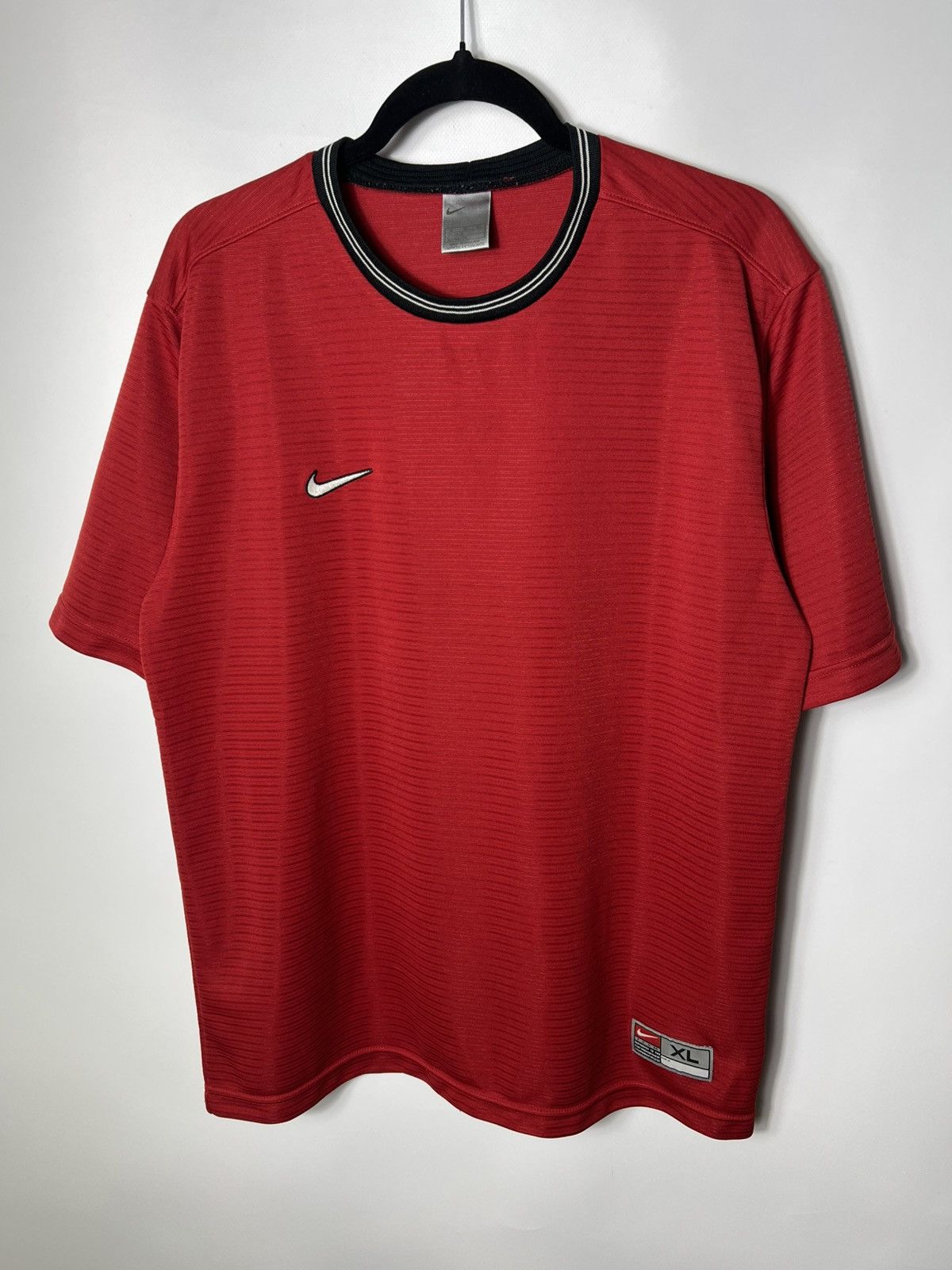 Nike Vintage 90s streetwear y2k Nike Team Red T-shirt Size Xl Size US XL / EU 56 / 4 - 1 Thumbnail