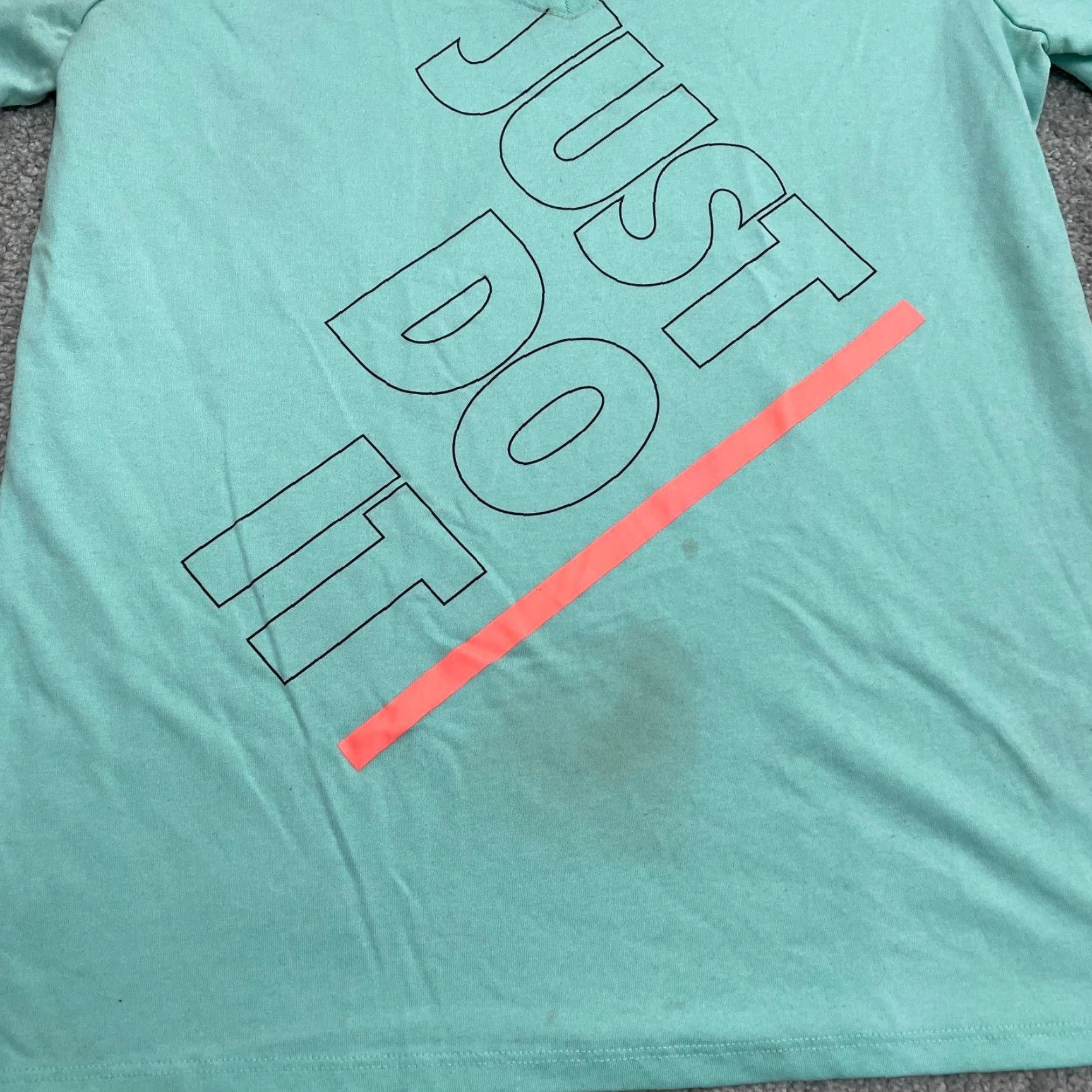 Nike Nike Tee T-Shirt Womens L Green Graphic Print V-Neck Short Sleeve Athletic Casual Shirt Size L / US 10 / IT 46 - 6 Thumbnail