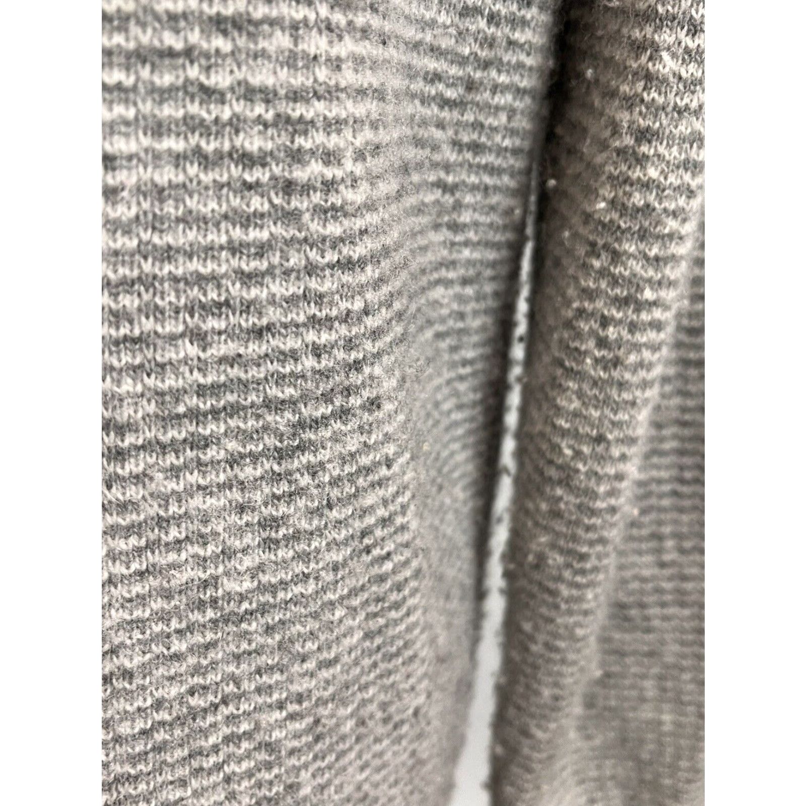 J.Crew J Crew Mens Large Gray Striped Cashmere Blend Cardigan Sweater L XL Size L / US 10 / IT 46 - 7 Thumbnail