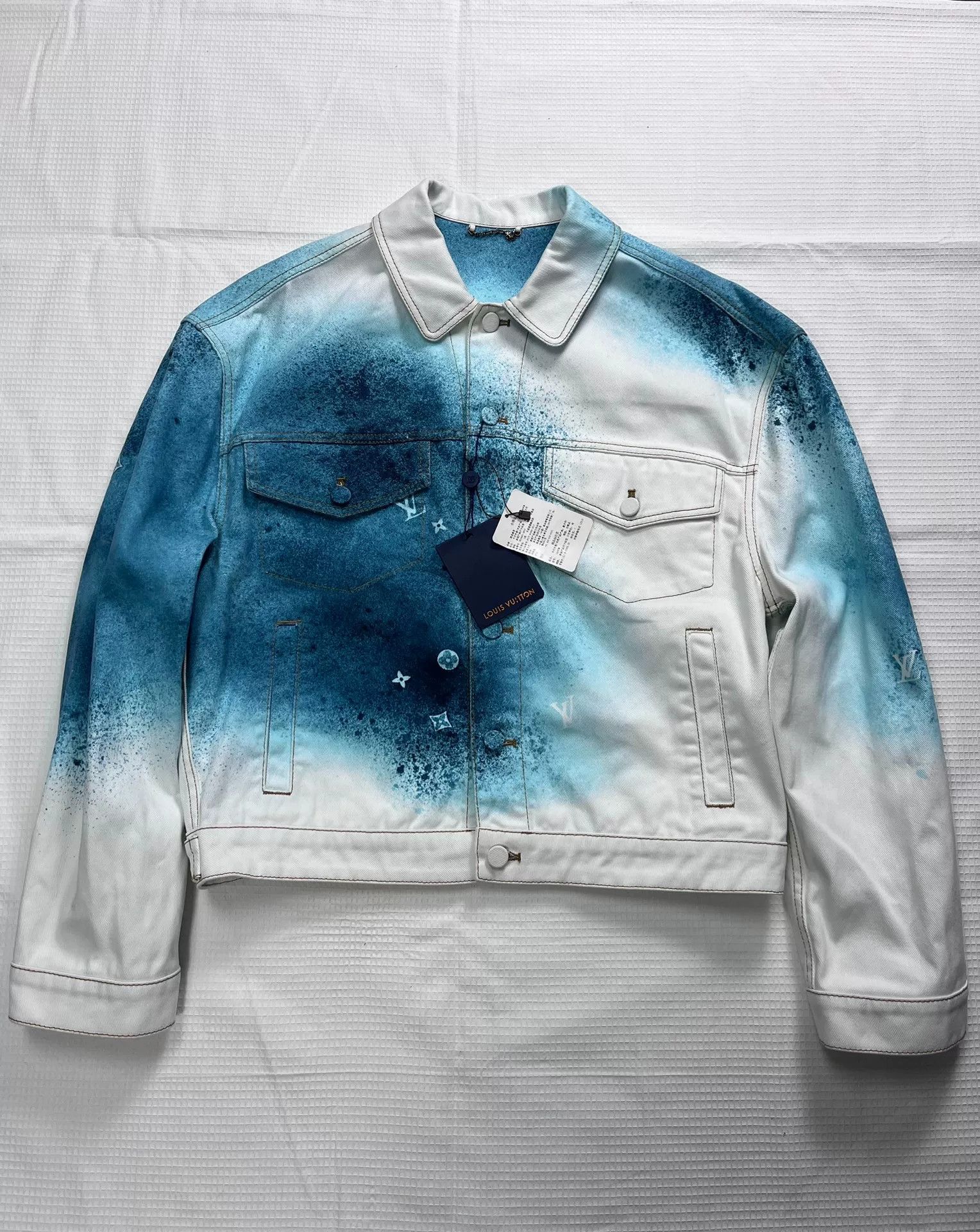Louis Vuitton Louis Vuitton Spray-Painted Denim Jacket Size US M / EU 48-50 / 2 - 1 Thumbnail