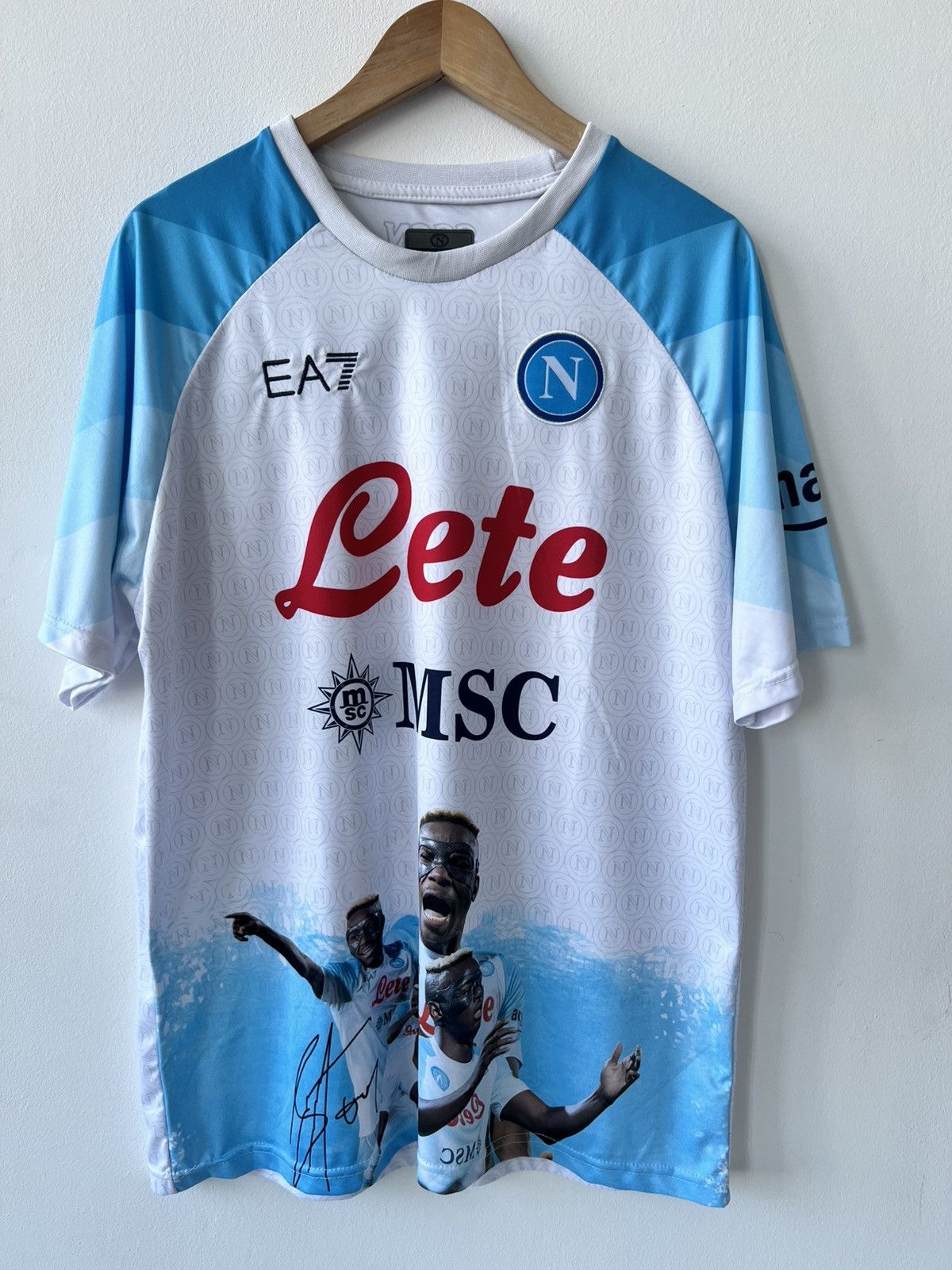 Vintage 🩸RARE🩸Napoli EA7 2022/2023 Osimhen Face Game Jersey Size US XL / EU 56 / 4 - 5 Thumbnail