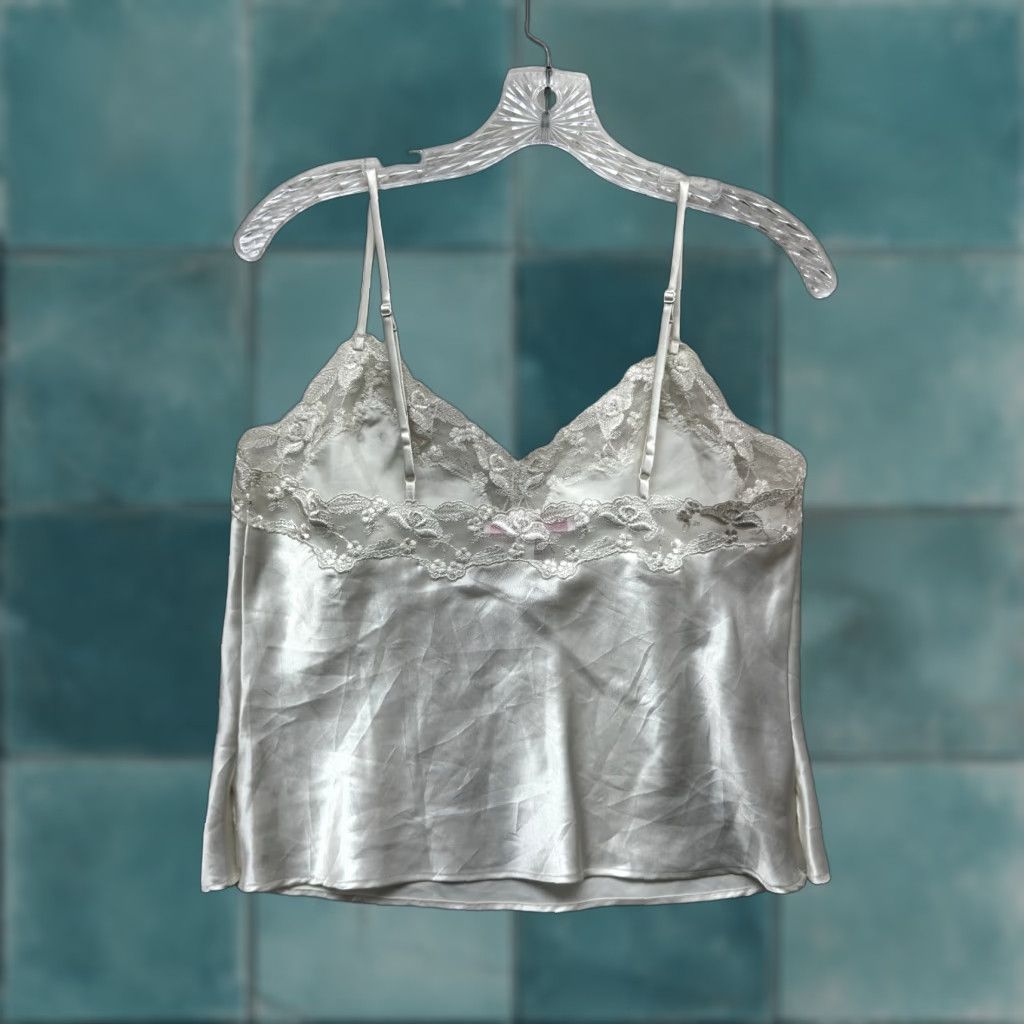 Victoria's Secret VINTAGE Victoria's Secret Camisole Top M Ivory White Satin Lace Bridal Y2K Look Victorian Ladies Size M / US 6-8 / IT 42-44 - 1 Thumbnail