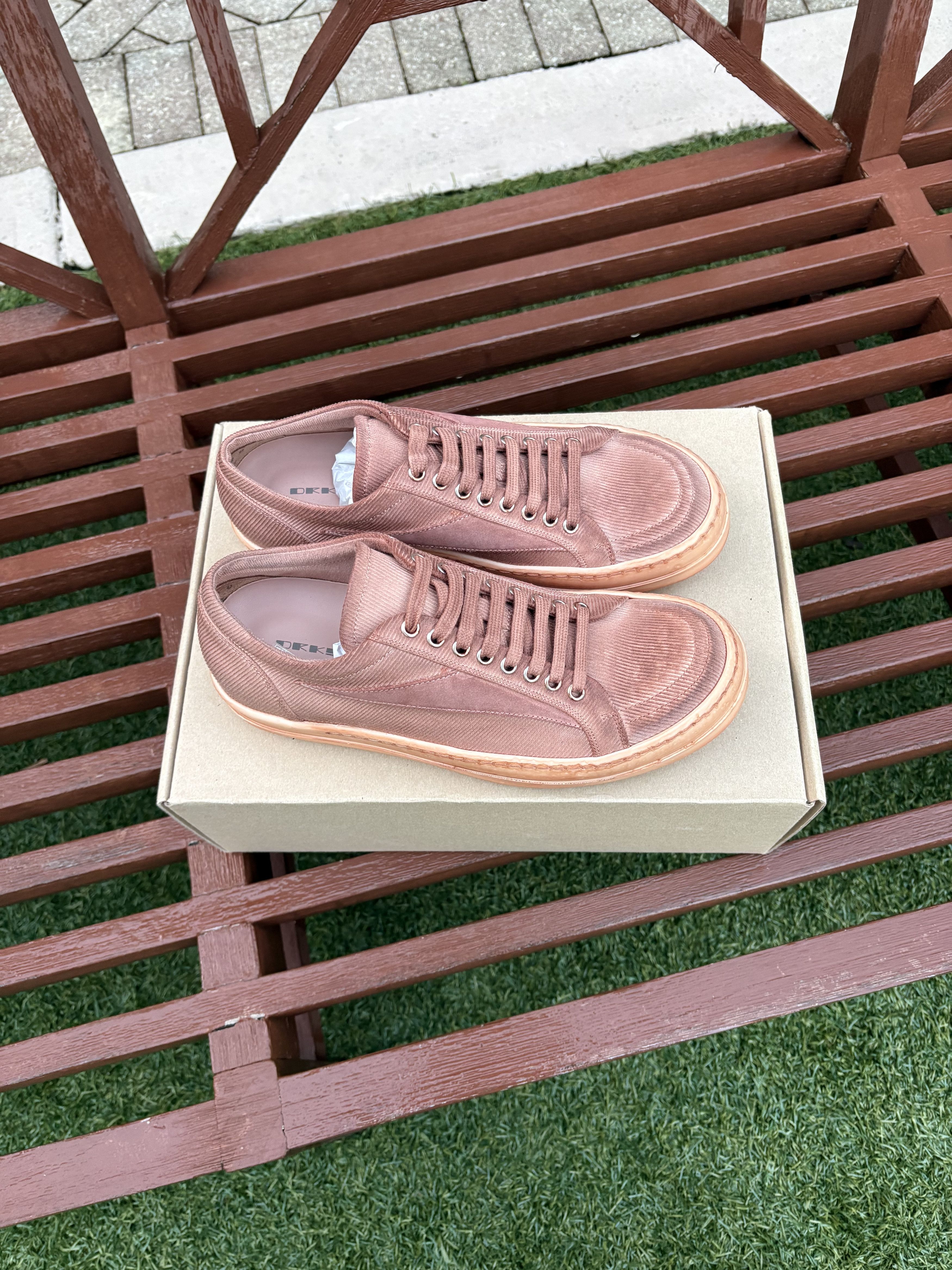 Rick Owen’s Lido DRKSHDW vintage low “pink”