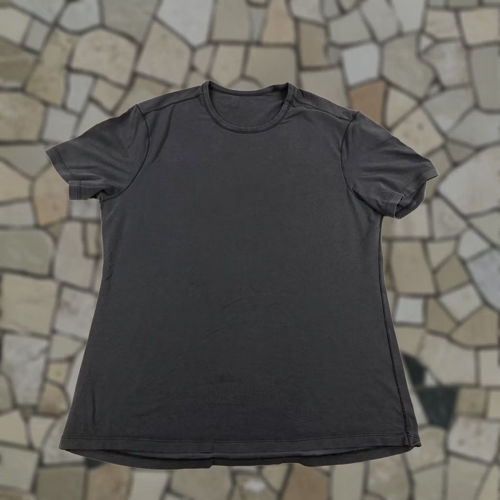 Lululemon Lululemon Womens Shirt Black Performance Top Boyfriend Tee Athletic Gym Yoga Size 6 Size M / US 6-8 / IT 42-44 - 1 Thumbnail