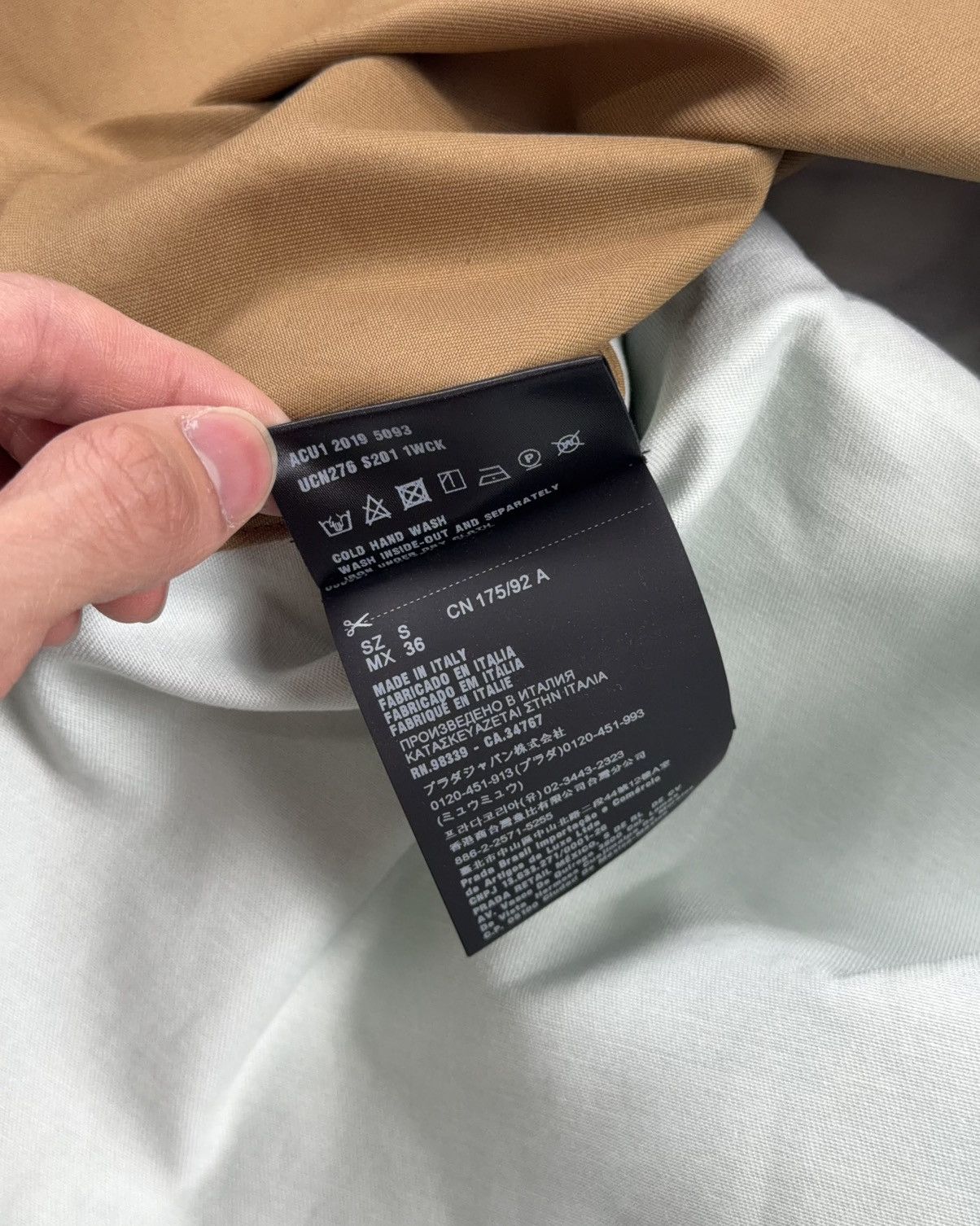Prada SS20 COLORBLOCK SHIRT Size US S / EU 44-46 / 1 - 10 Thumbnail