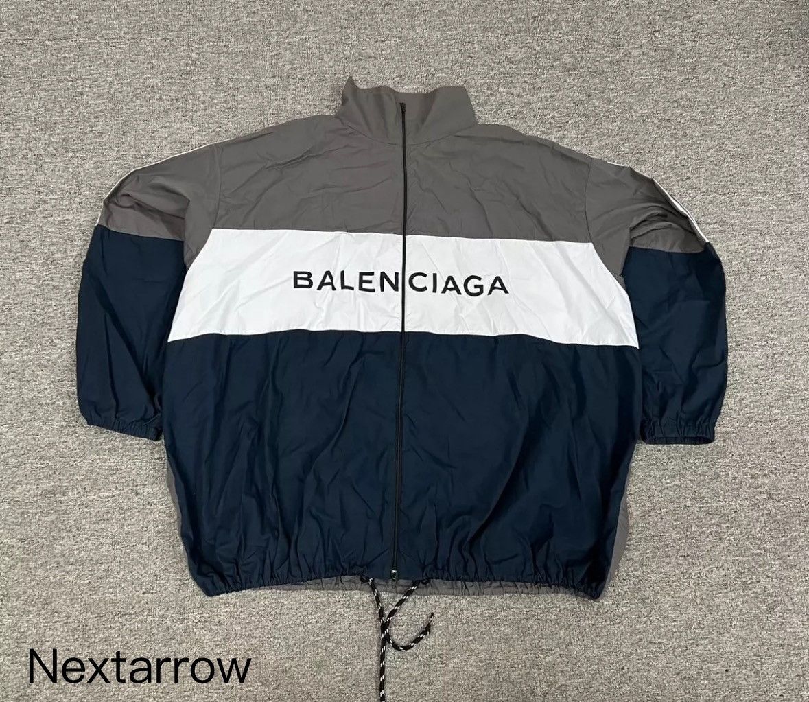 Balenciaga BALENCIAGA print logo color-block jacket 2412-Nextarrow Size US S / EU 44-46 / 1 - 1 Thumbnail