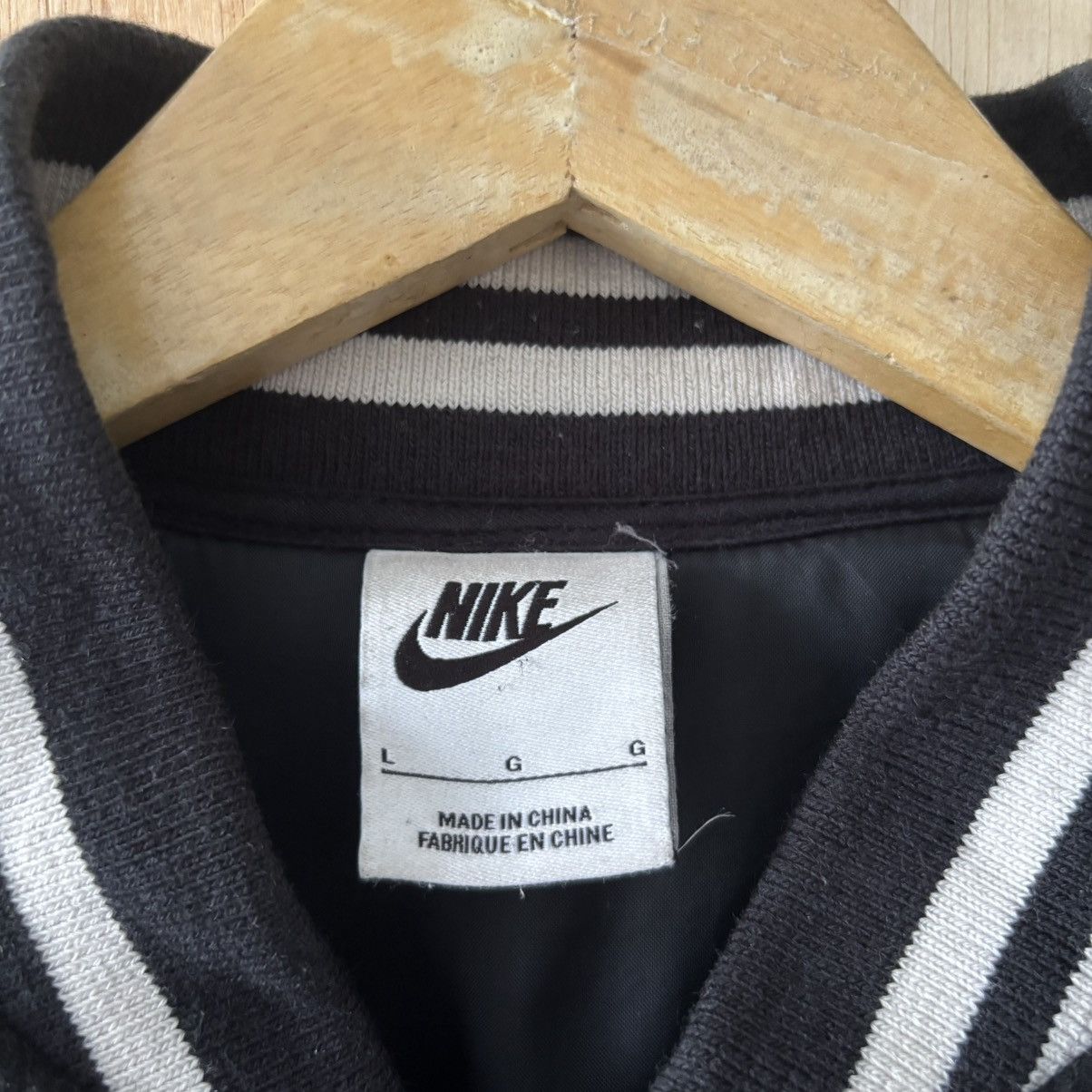 Nike Black and White Nike Varsity Jacket Size US L / EU 52-54 / 3 - 5 Thumbnail