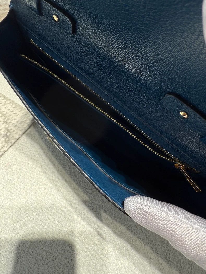 Hermes Hermes Cinhetic to Go Deep Blue Bag-2506 Size ONE SIZE - 4 Thumbnail