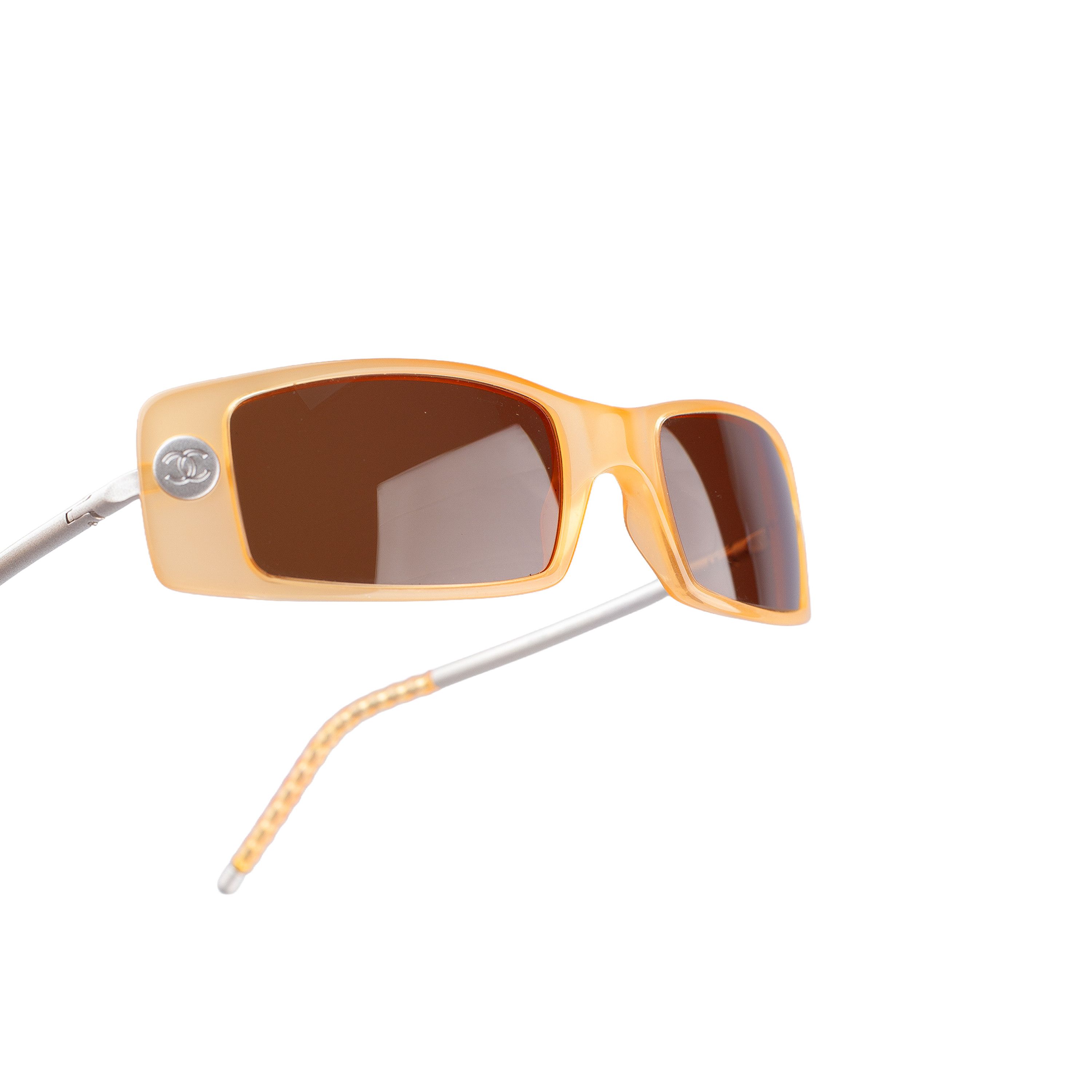 Chanel Chanel 5036 c. 640/13 Light Brown Vintage Sunglasses Size ONE SIZE - 6 Thumbnail