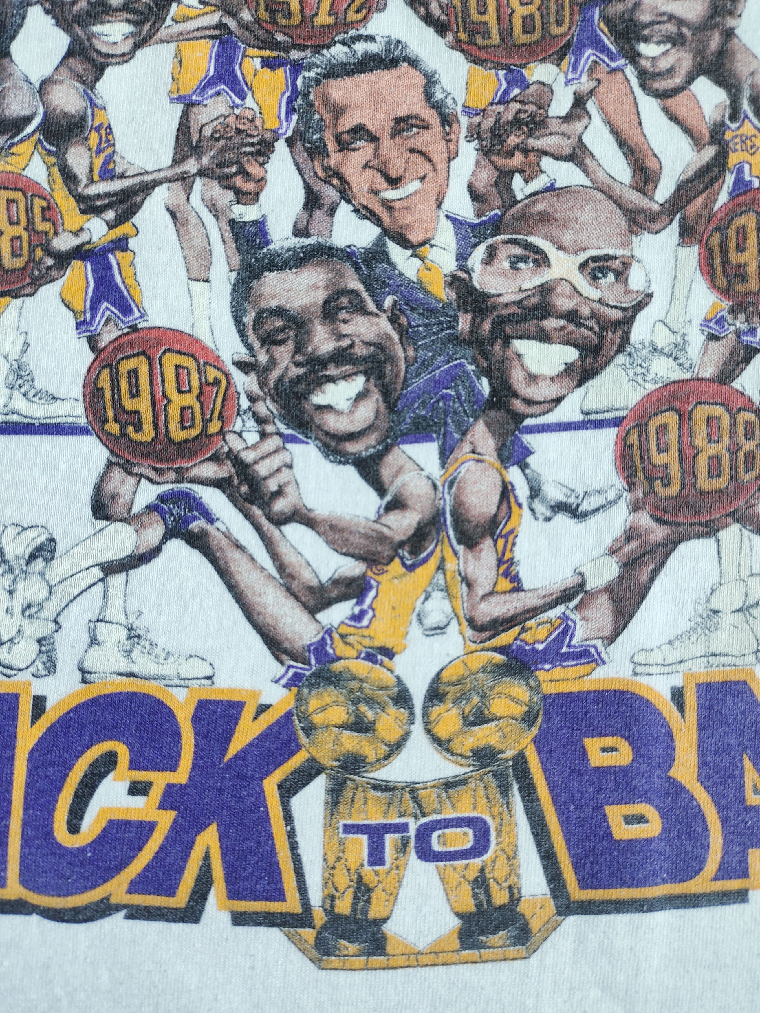 Vintage Vintage LA Lakers 1987 Champions Caricature T-shirt Size L / US 10 / IT 46 - 5 Thumbnail