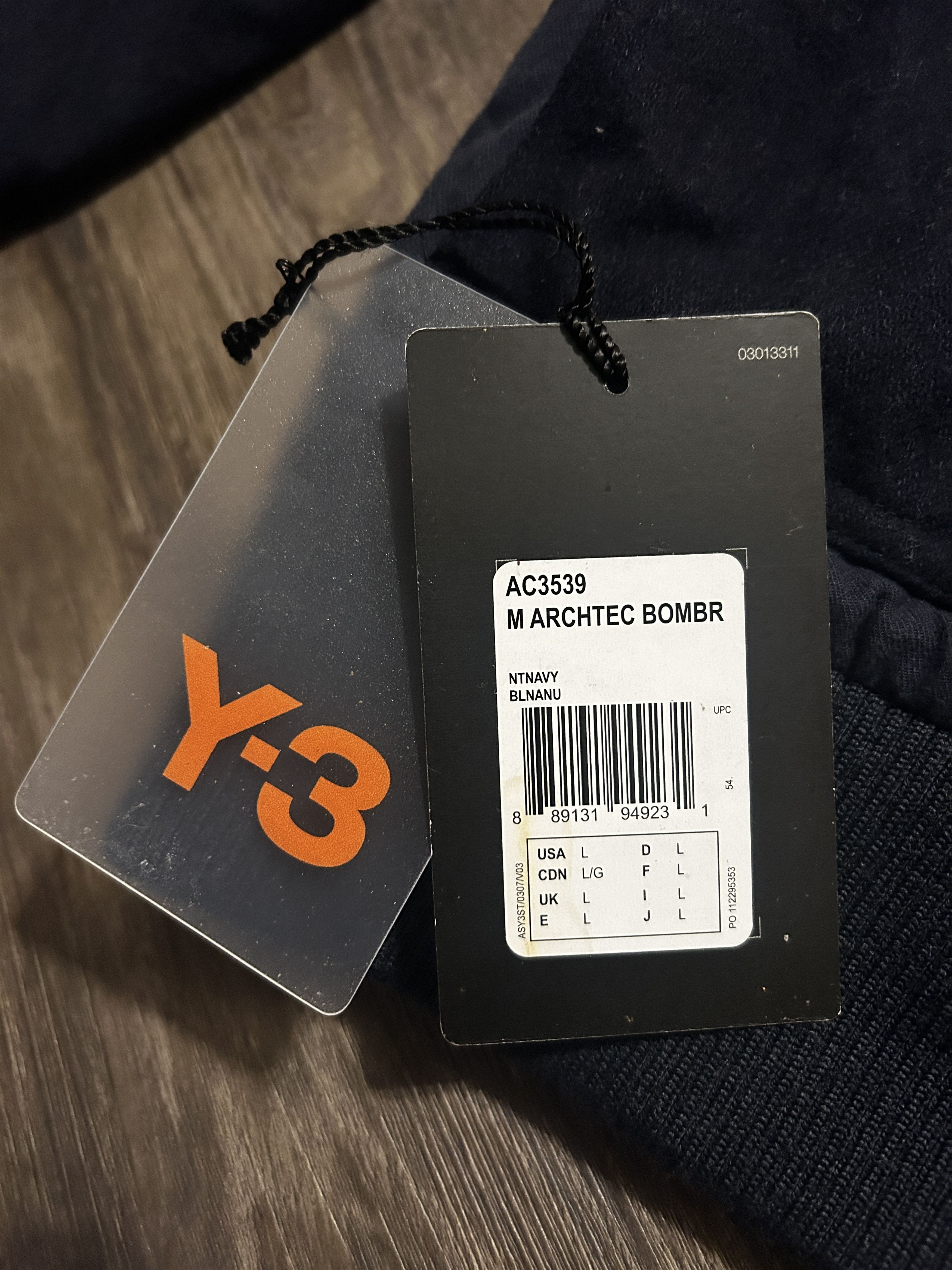 Y-3 Y-3 Archtec Bomber Size US L / EU 52-54 / 3 - 2 Thumbnail