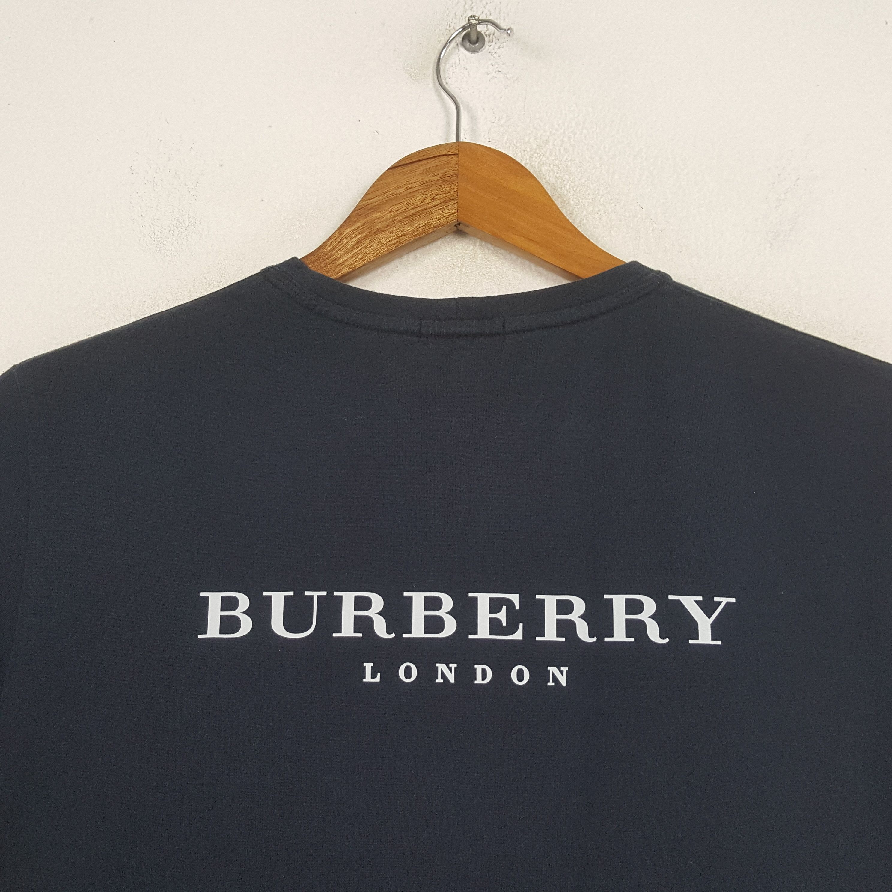 Burberry × Vintage Vintage BURBERRY LONDON Fashion Brand T-shirt C285N54 Size US L / EU 52-54 / 3 - 2 Thumbnail