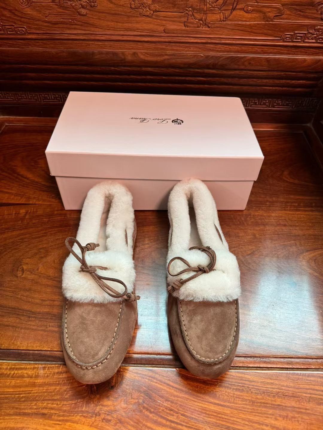 Loro Piana Loro Piana Lamb Fur Slippers Size US 6 / IT 36 - 1 Thumbnail