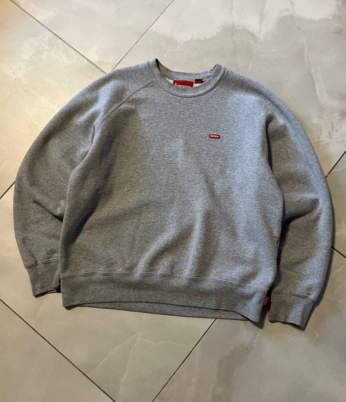 Supreme Supreme Sweatshirt Size US S / EU 44-46 / 1 - 1 Thumbnail