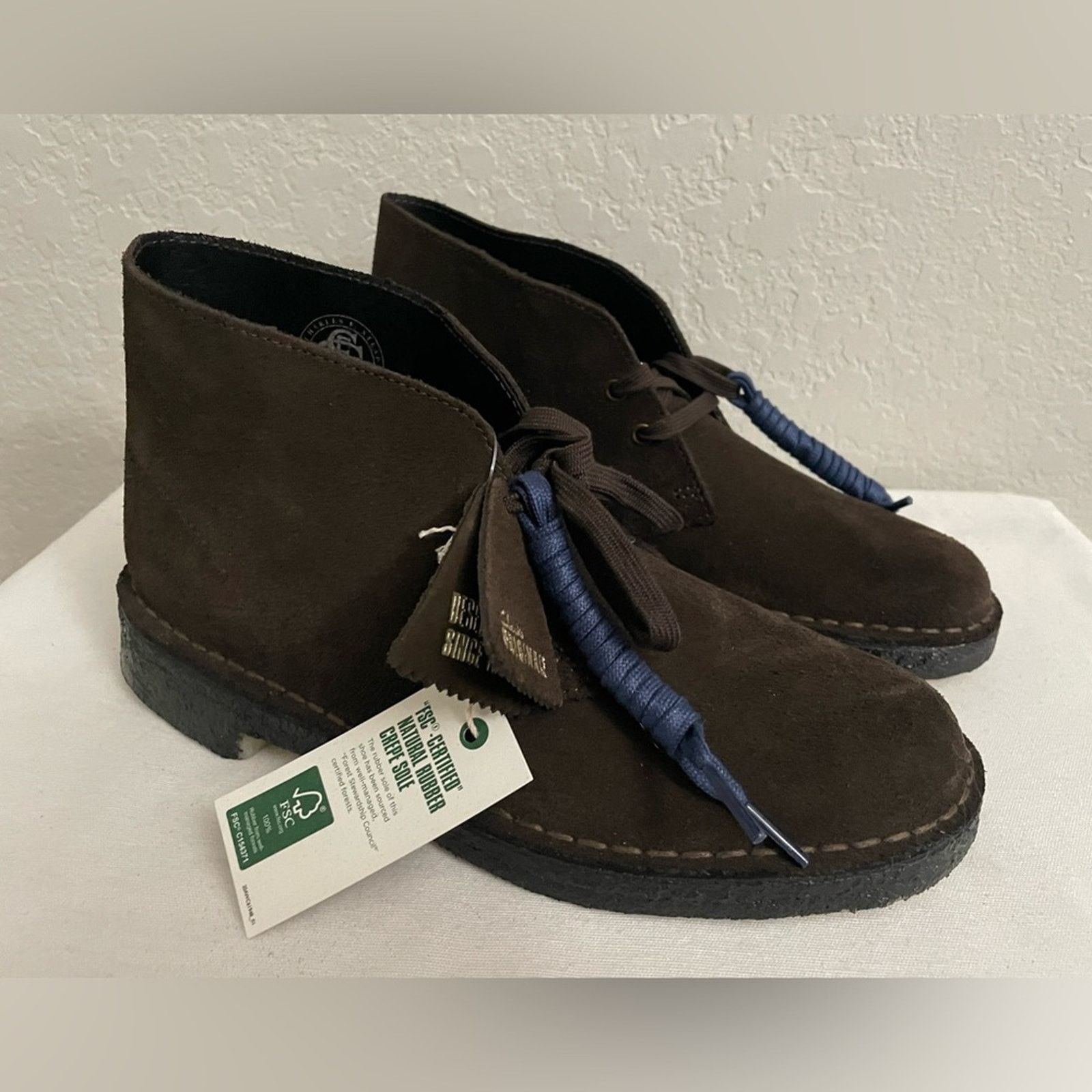 Clarks Clarks Men Desert Boot Bushacre 3 Chukka Brown Suede 7.5 Size US 7.5 / EU 40-41 - 1 Thumbnail