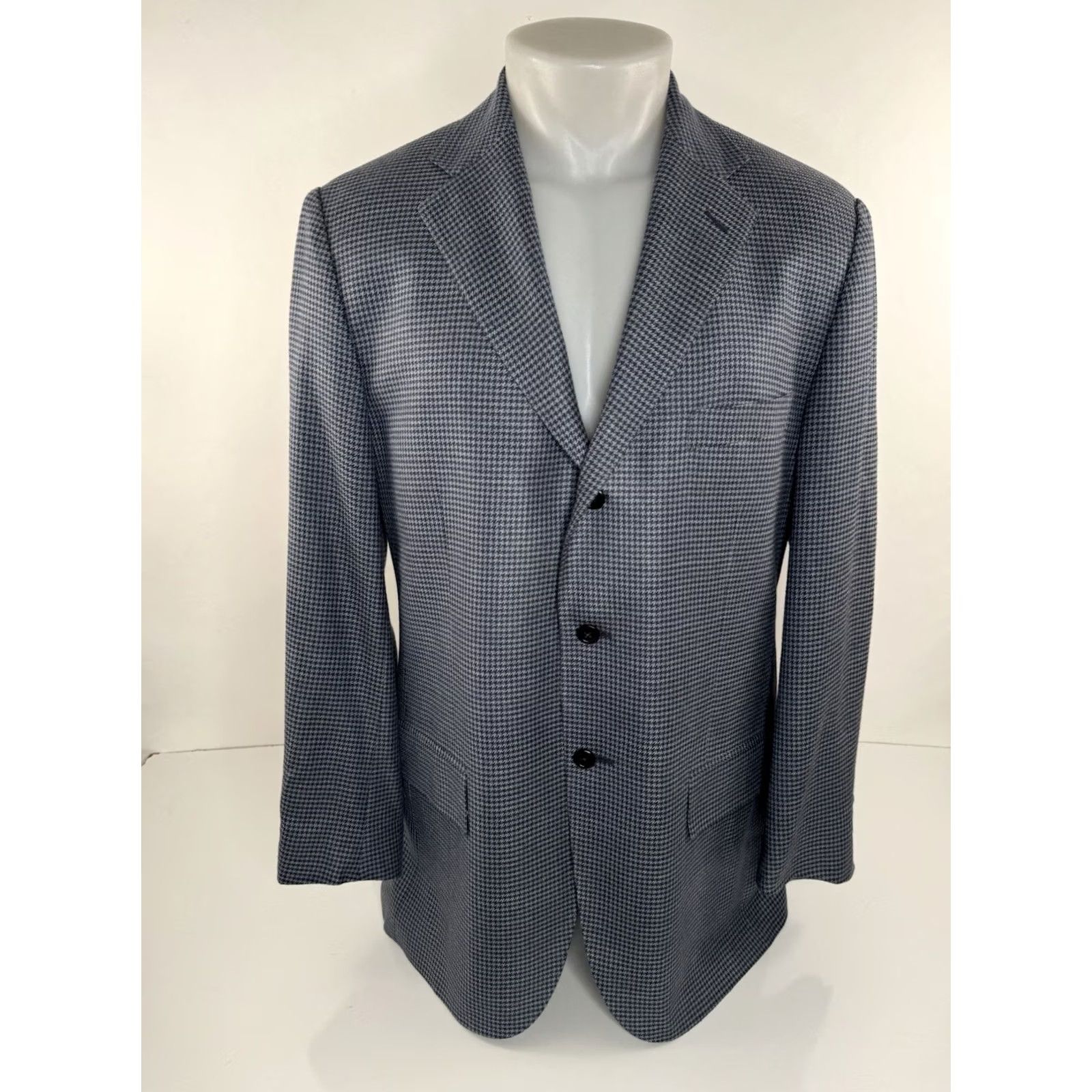 Polo Ralph Lauren POLO RALPH LAUREN ITALY - Wool Blazer 3 Button Jacket 42 R Blue Houndstooth Silk / Wool Men’s Jacket Masculine Polo Ralph Lauren Blazer Italy 42 Size US XL / EU 56 / 4 - 2 Thumbnail