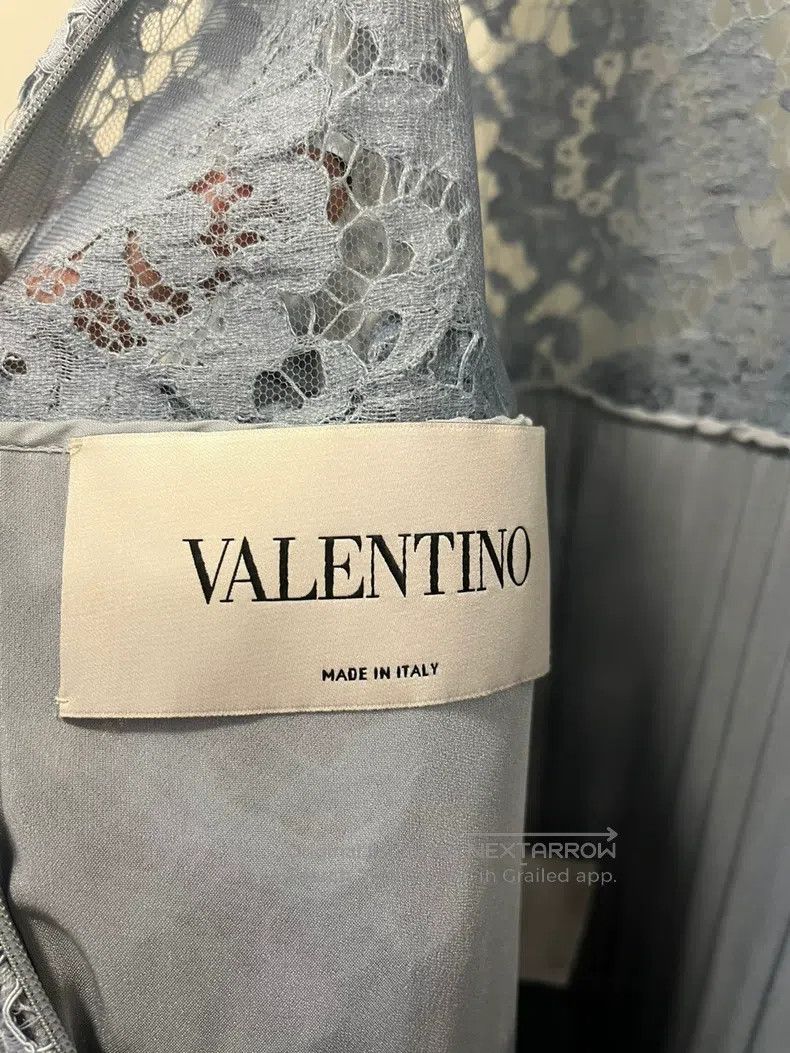 Valentino Valentino Lace dress Size L / US 10 / IT 46 - 4 Thumbnail