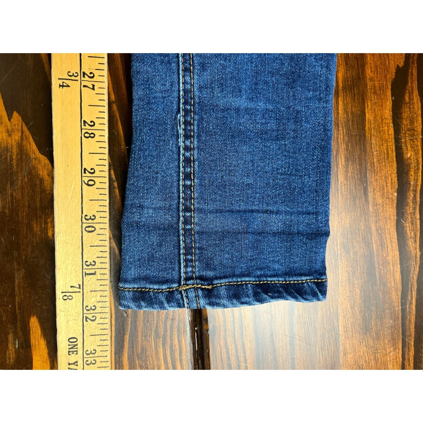 Vintage Maurices Jeans Womens Size Small Blue Denim Distressed Regular Pockets Skinny Inseam 32 in Mid Rise 8.5-10.5 in Size 28" / US 6 / IT 42 - 5 Thumbnail