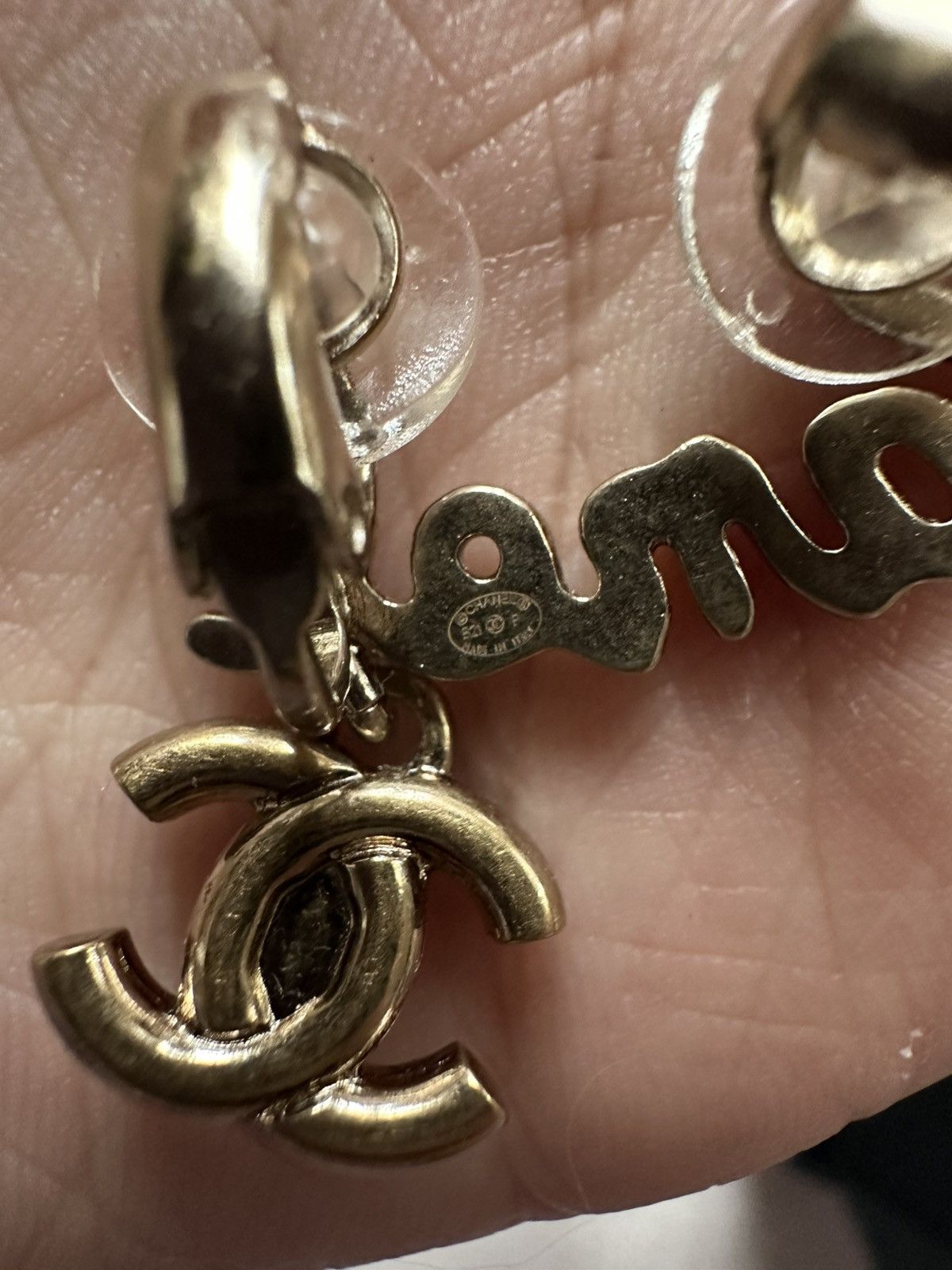 Chanel Chanel 21P cc turnlock ear clips Size ONE SIZE - 9 Thumbnail