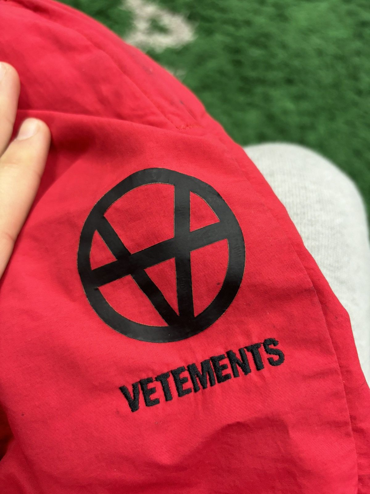 Vetements Vestments Red Pants Medium Size US 32 / EU 48 - 2 Thumbnail