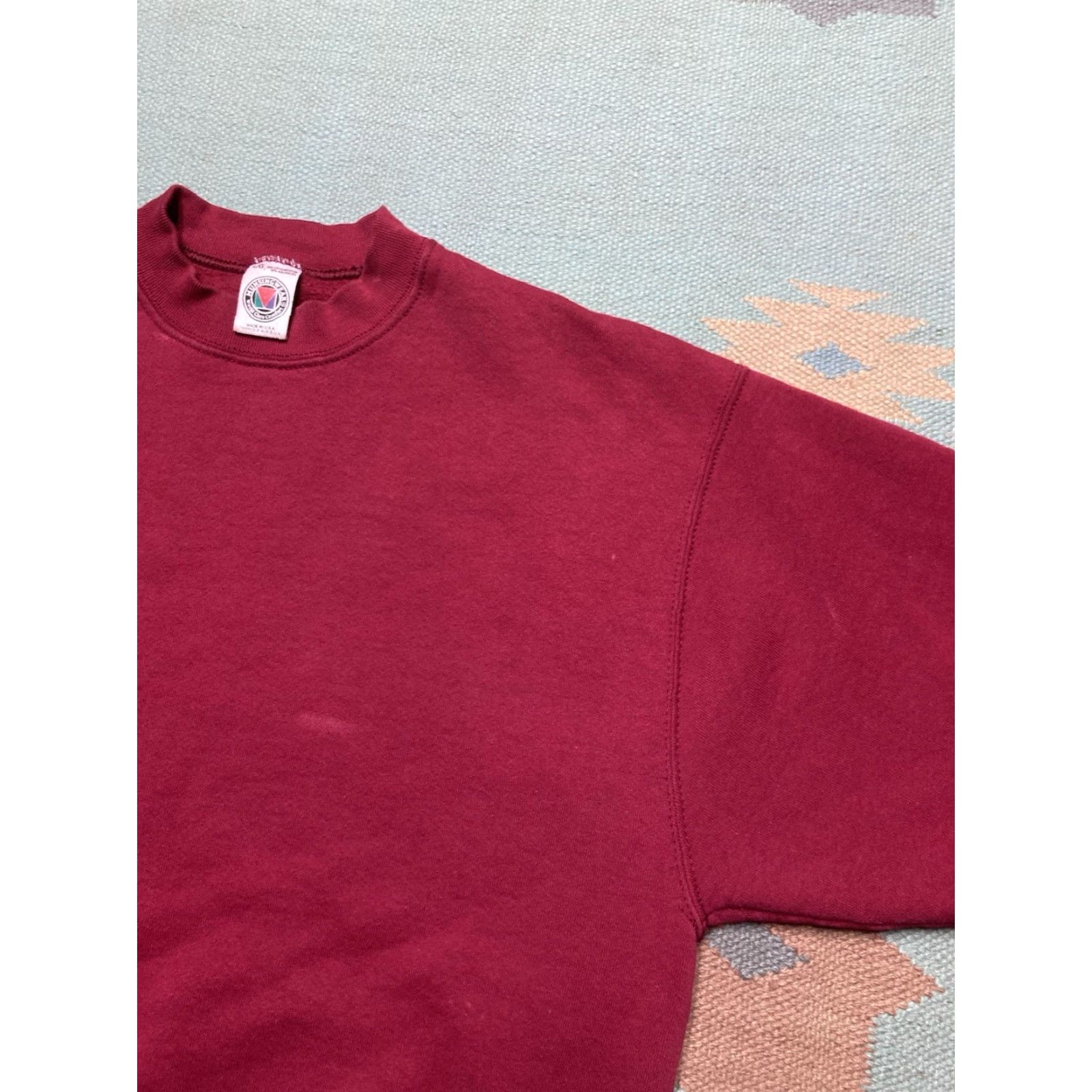 Vintage VINTAGE 90s Sweatshirt Munsingwear Crewneck Red Large Men Pullover Shirt Size US L / EU 52-54 / 3 - 4 Thumbnail
