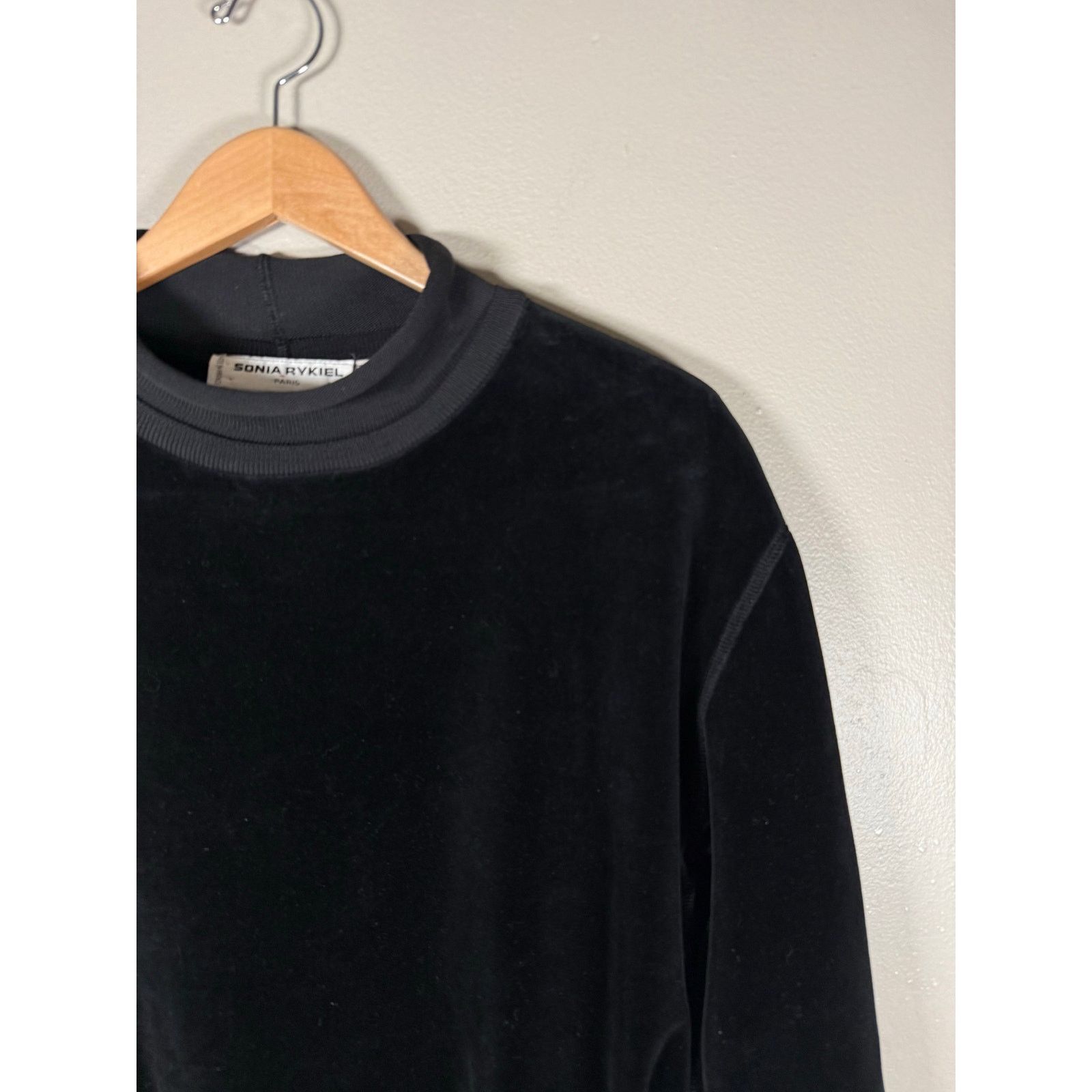 Sonia Rykiel Sonia Rykiel Velvet Funnel Neck Top w/Gold Heart Charms L Size L / US 10 / IT 46 - 11 Thumbnail