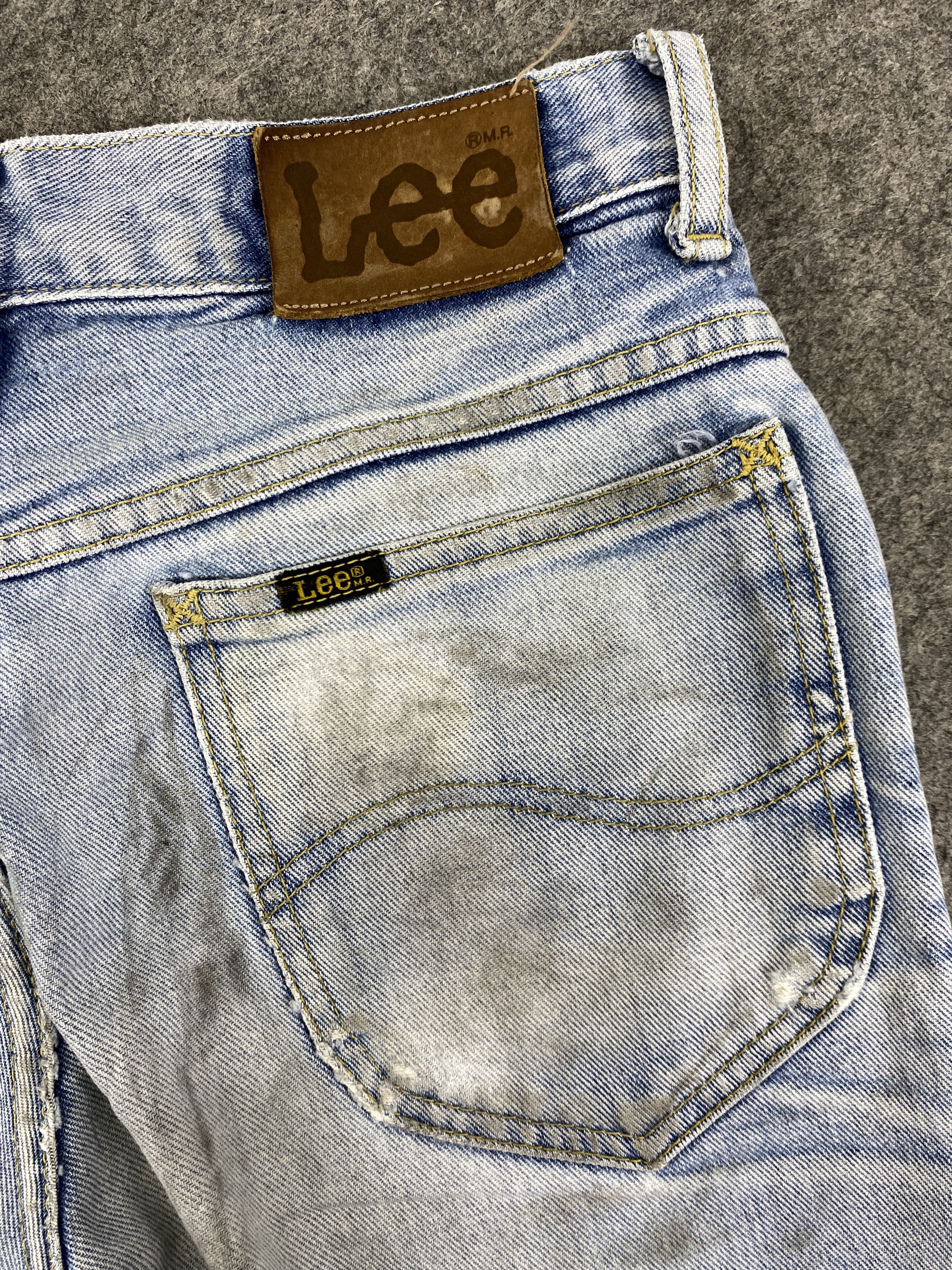 Japanese Brand Light Blue Wash Vintage Lee Jeans 27x31.5 - JN3339 Size US 27 - 9 Thumbnail