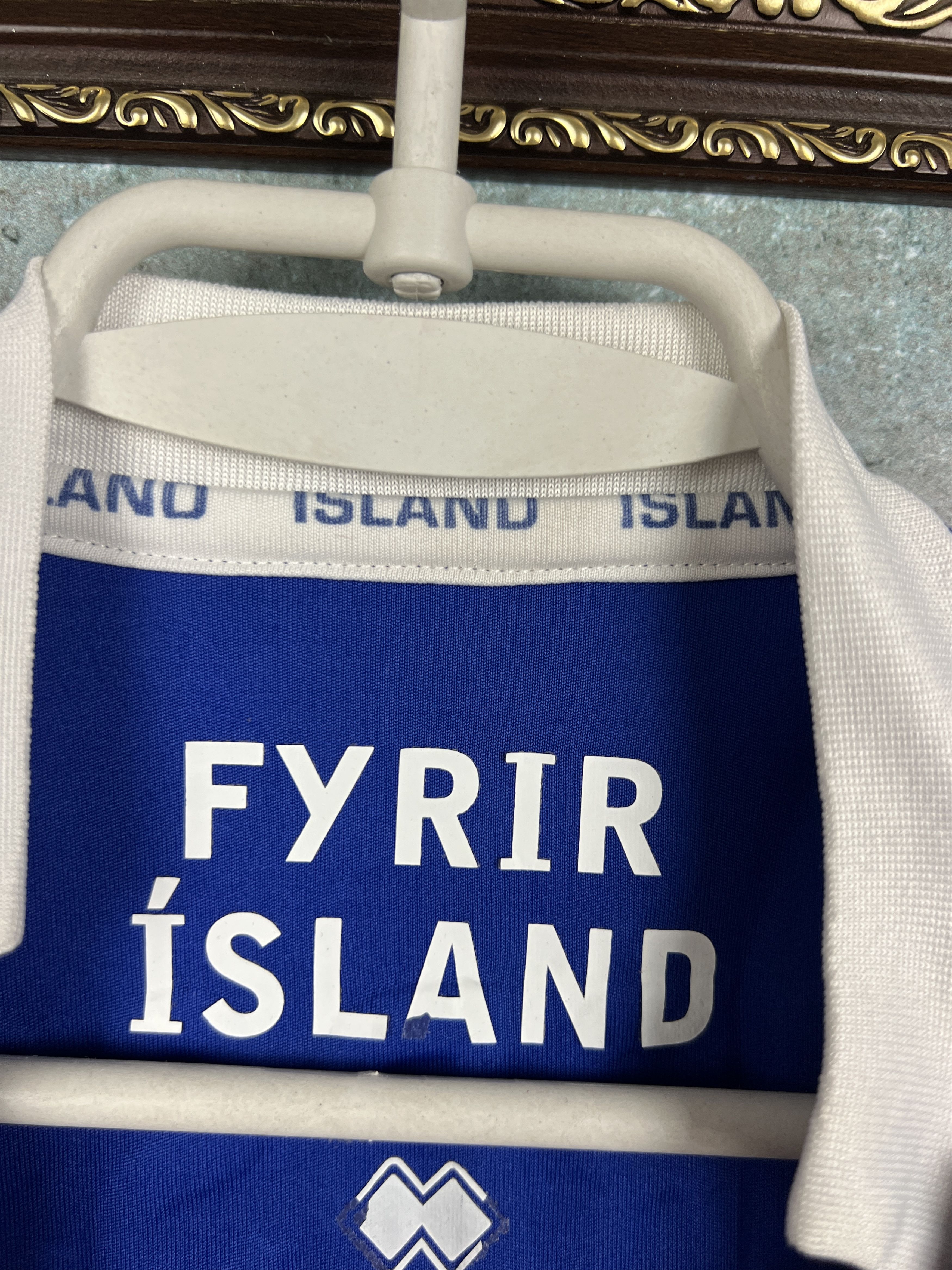 Errea Iceland 2016 Football Shirt Soccer #10 Sigurdsson Jersey Size US L / EU 52-54 / 3 - 6 Thumbnail