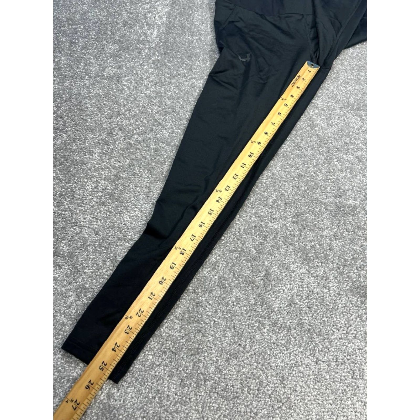 Under Armour Under Armour Leggings Womens Small SM Black Low Rise Logo Heatgear Athletic Activewear Gym & Training Womens Size 28" / US 6 / IT 42 - 2 Thumbnail