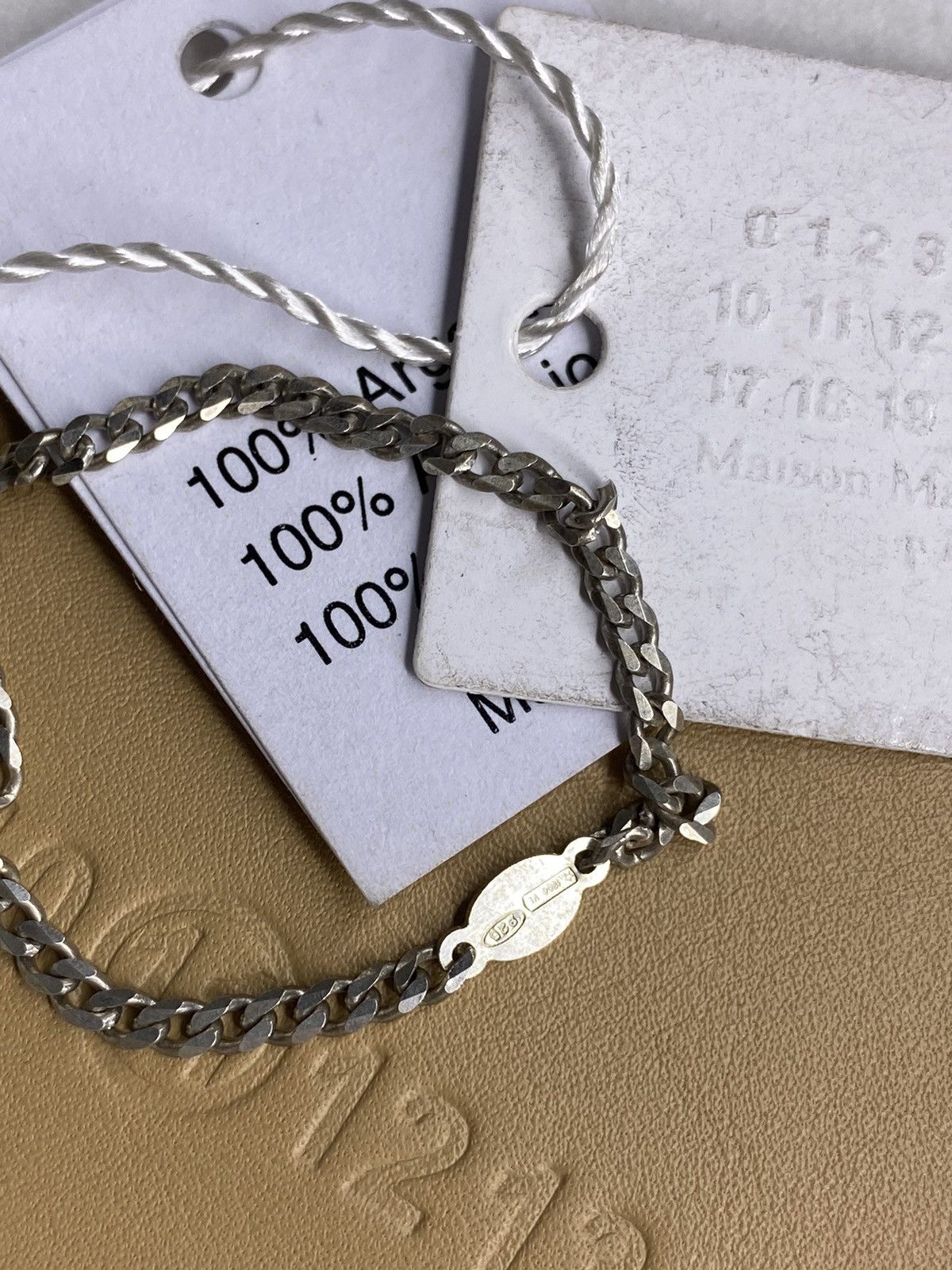 Maison Margiela NWT RRP 515$ Maison Margiela Silver & Leather Key Necklace Size ONE SIZE - 3 Thumbnail